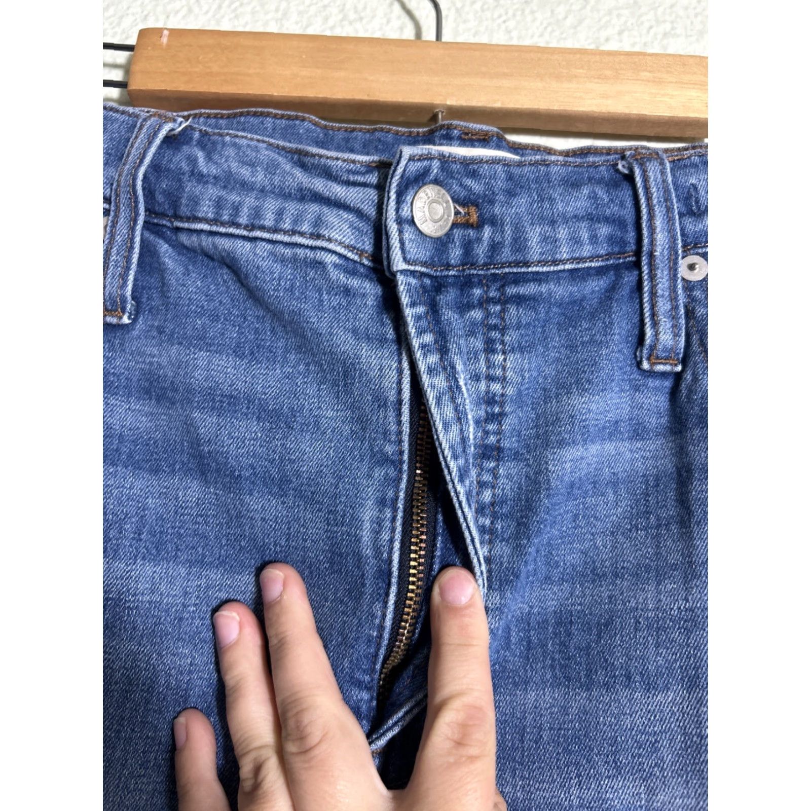 Madewell VINTAGE Madewell Jeans Medium Wash Distressed Raw Hem 33x24 Women Straight 33 24 Blue Size 24" / US 00 / IT 34 - 6 Thumbnail