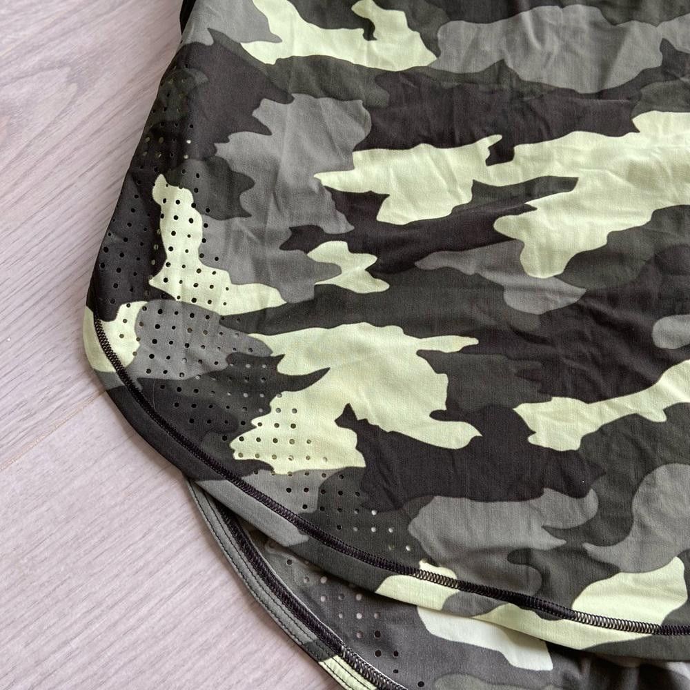 Lululemon Lululemon Green Camo UVP Run Athletic Short Sleeve Shirt Size S / US 4 / IT 40 - 5 Thumbnail