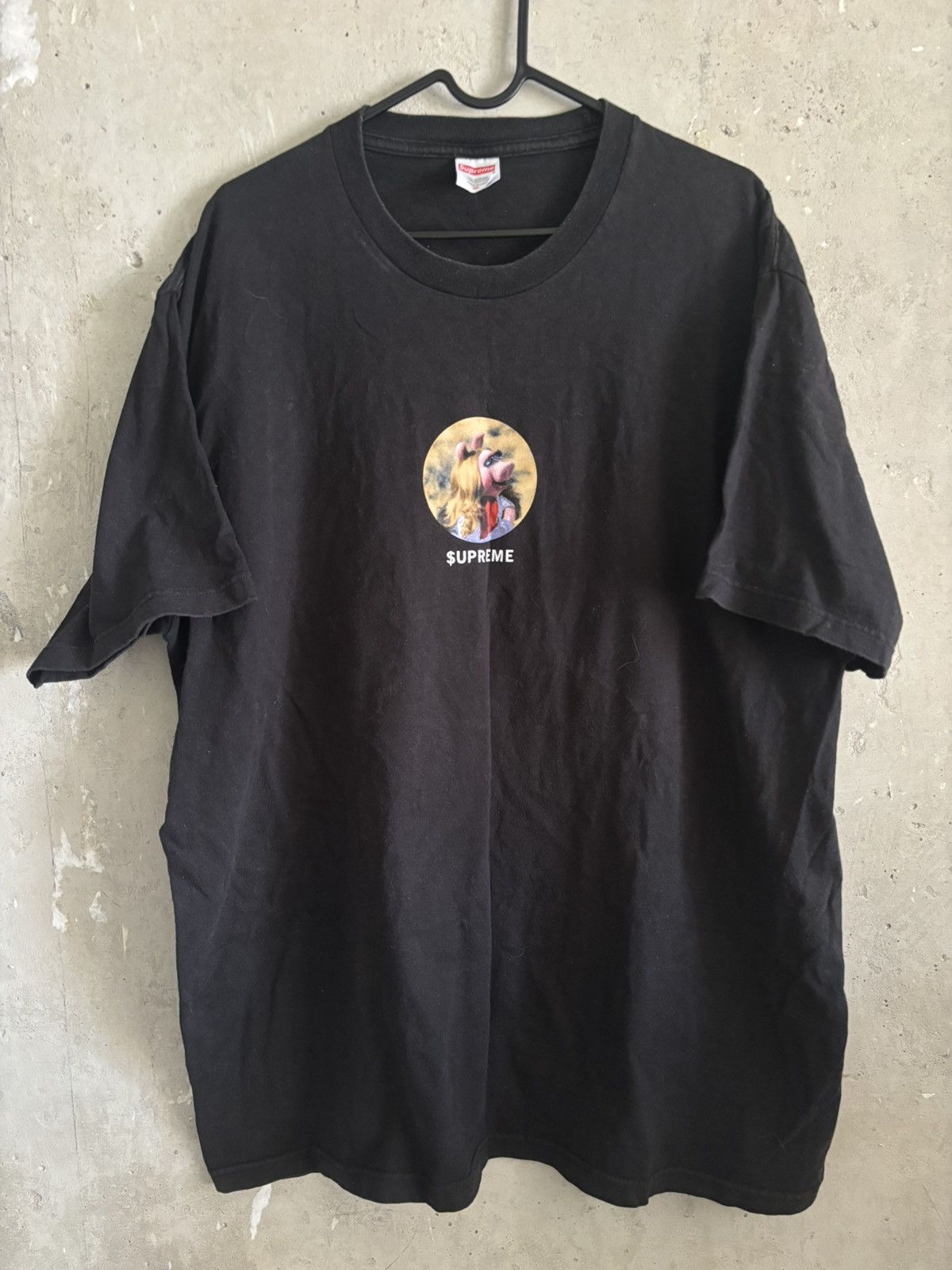 Supreme Miss Piggy Tee Navy ＸＬ Supreme Miss Piggy Tee Navy
