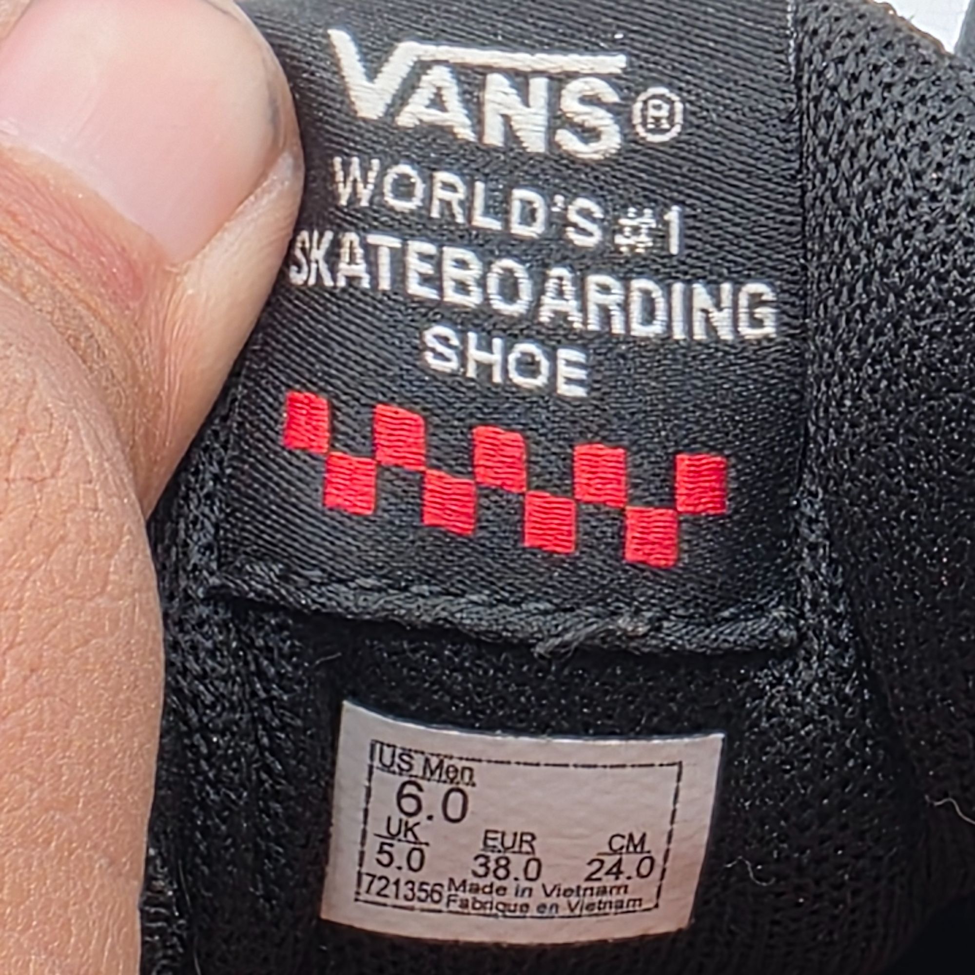 Vans Vans Ave Pro Mens Size 6 Black Orange Athletic Shoes Skatebo Size US 6 / EU 39 - 6 Thumbnail