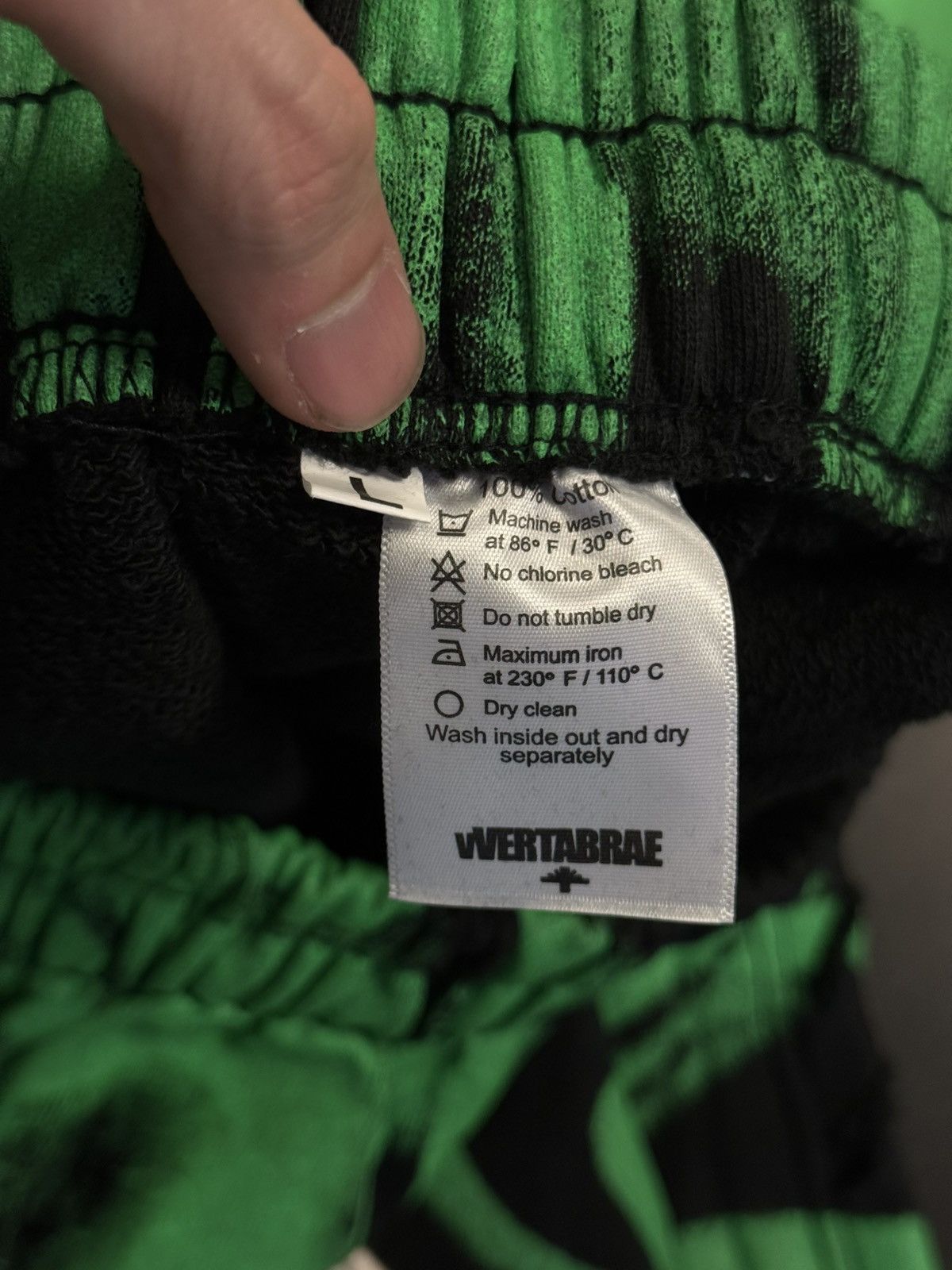 Vertabrae Vertabrae Skeleton Shorts Green Black Size L (NEW) Size US 29 - 8 Thumbnail