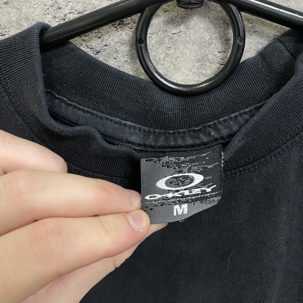 Oakley Vintage Oakley T-Shirt Software Big Logo Japanese Outdoor Size US M / EU 48-50 / 2 - 11 Thumbnail