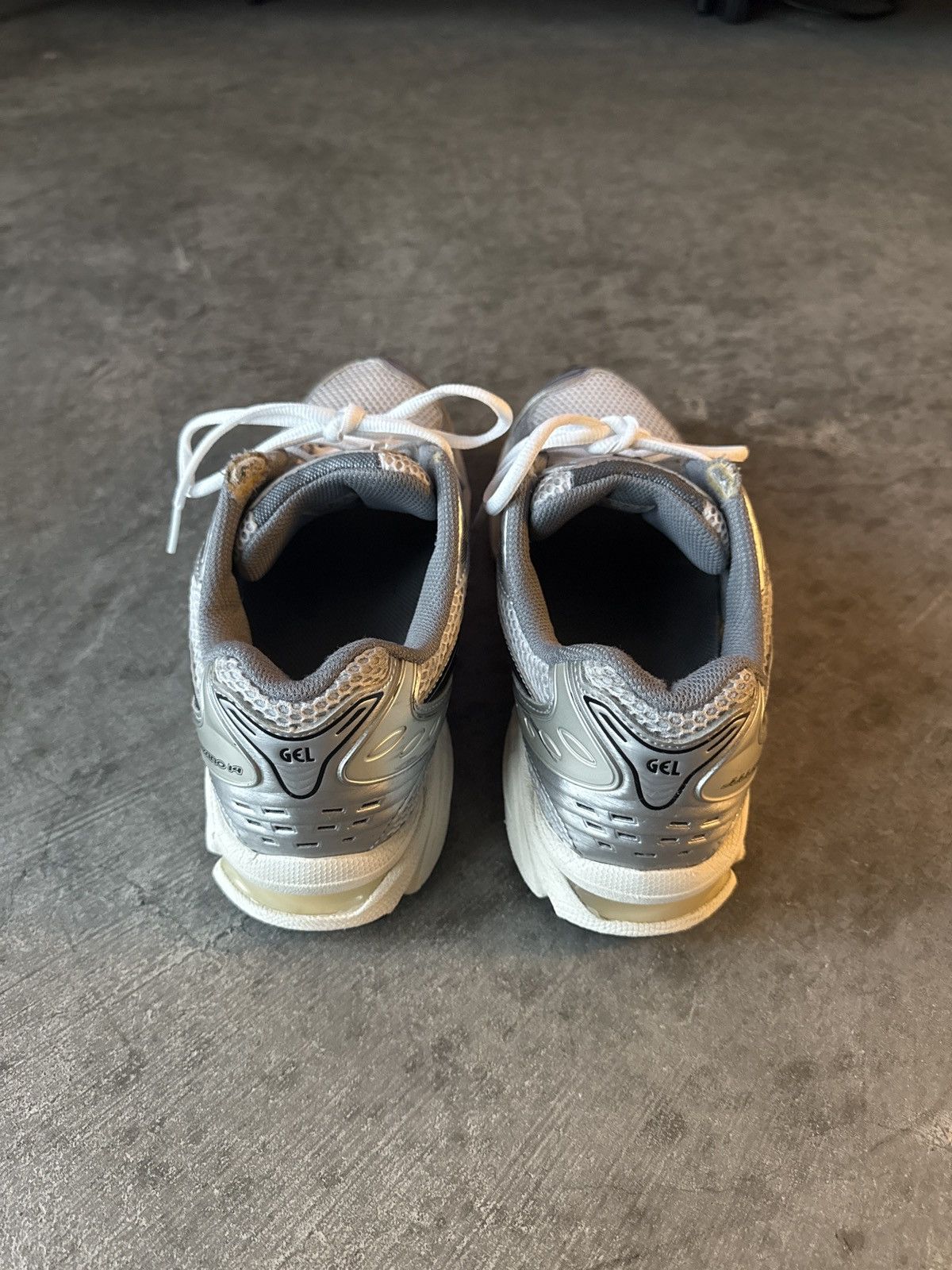 Asics × JJJJound Asics x Jjjjound Size US 10 / EU 43 - 4 Thumbnail