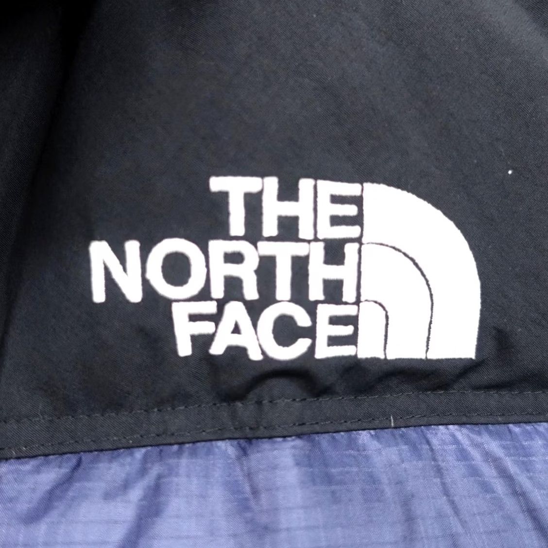 The North Face VINTAGE The North Face Summit Series Down Jacket Navy Blue Nylon XS Men Mid-Length Zip Logo Casual Hiking Winter Fall 700 Down Size US XS / EU 42 / 0 - 5 Thumbnail