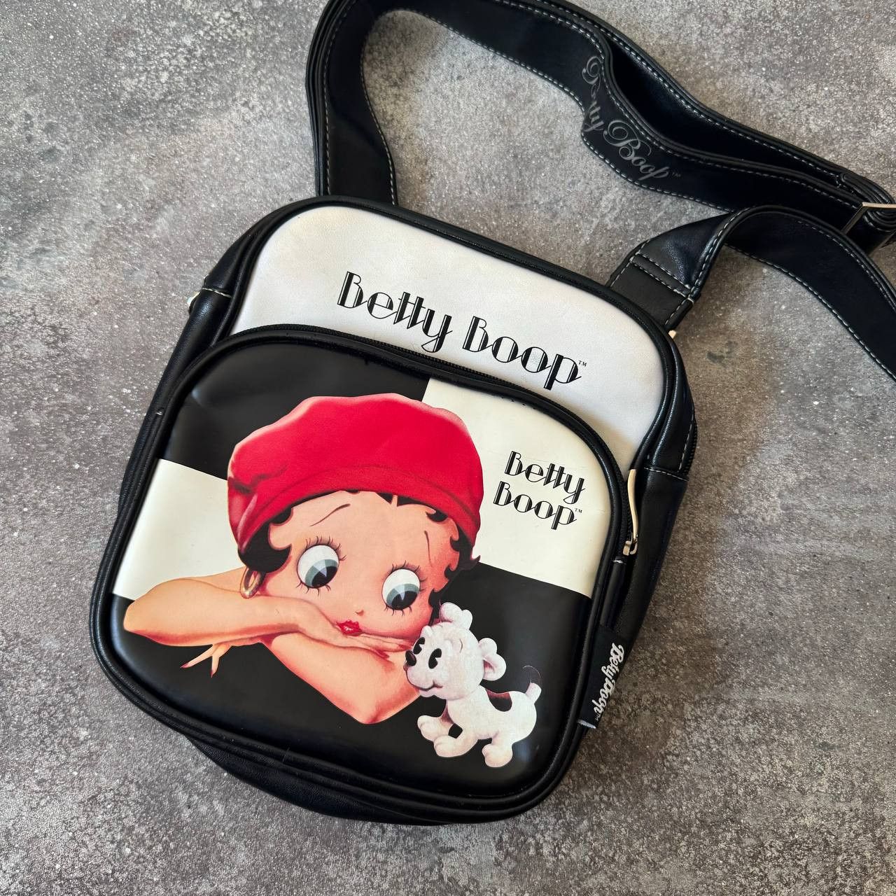 Hysteric Glamour × Japanese Brand Betty Boop Y2K Vintage Faux Leather Crossbody Bag Size ONE SIZE - 2 Thumbnail