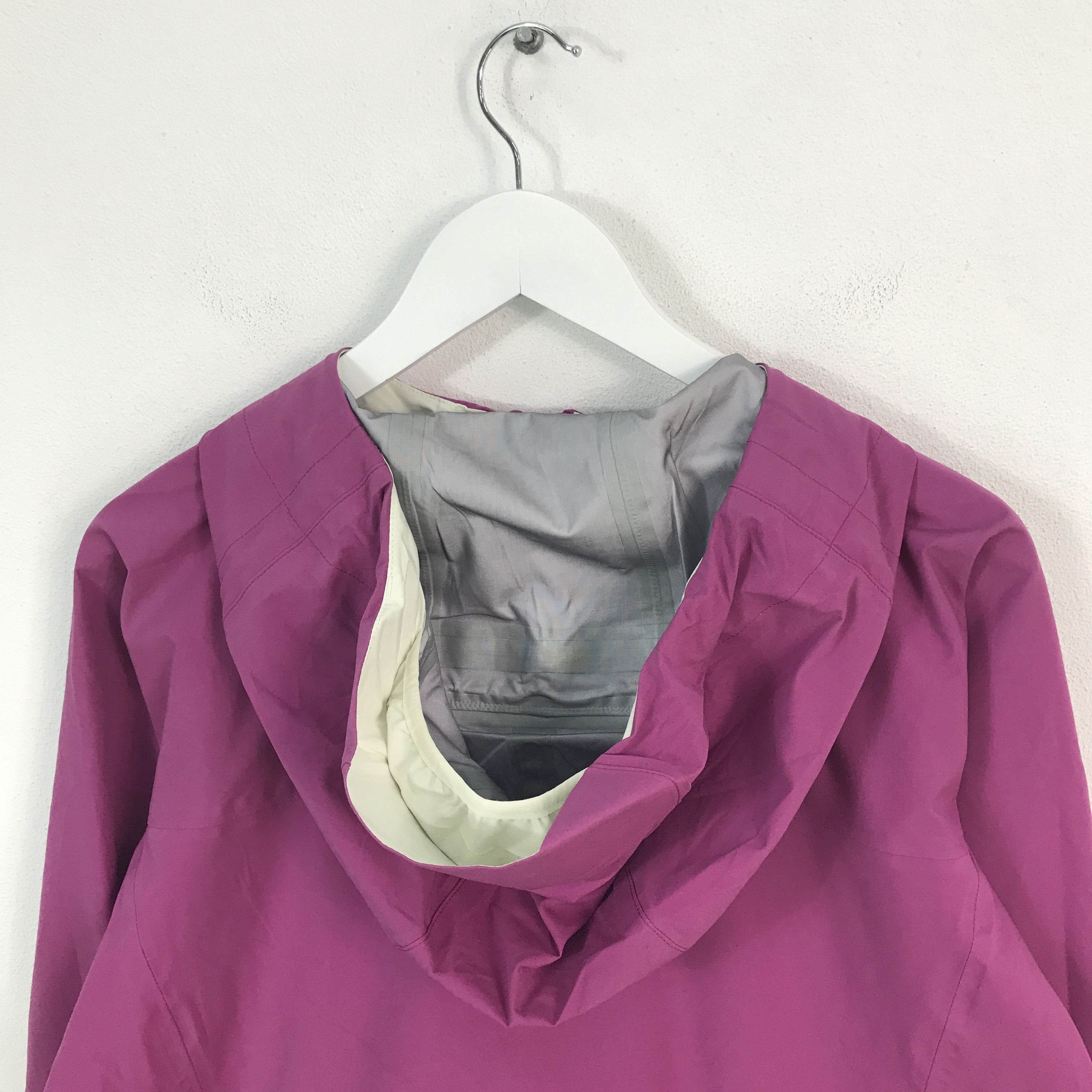 Japanese Brand Millet Waterproof jacket Size US L / EU 52-54 / 3 - 4 Thumbnail