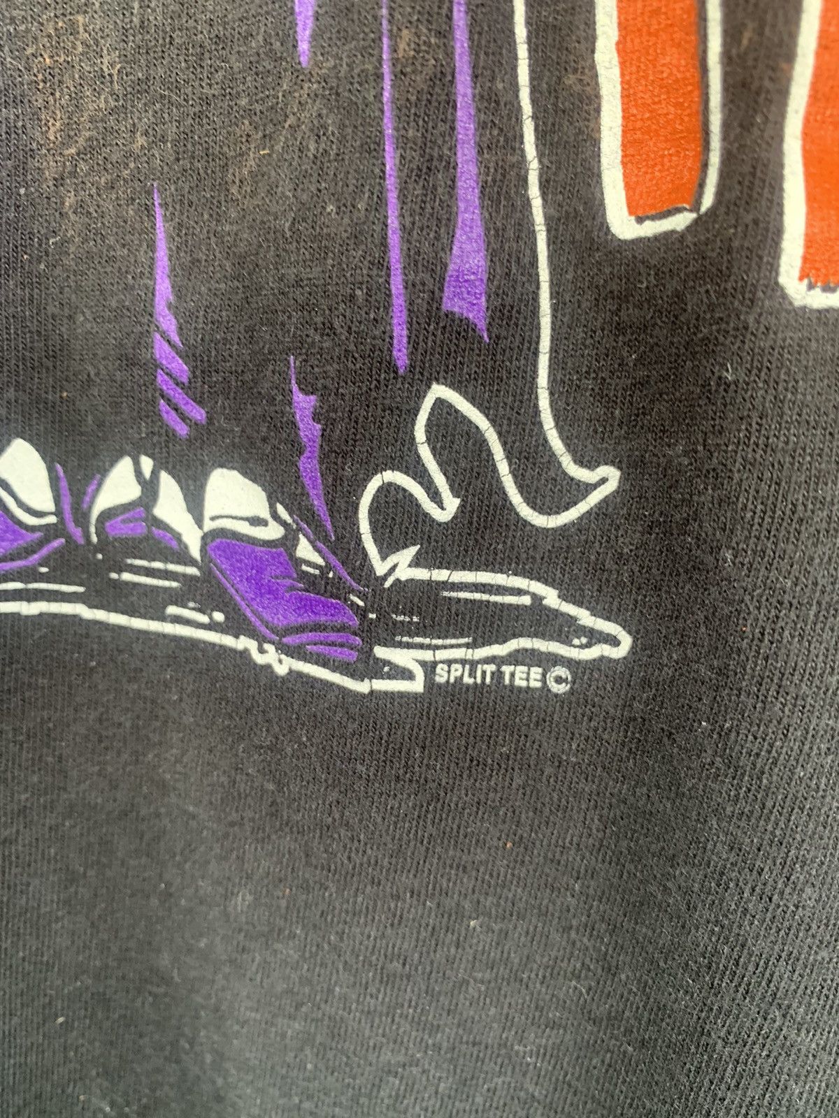 Vintage Vintage Dracula Bite Me Please Split Tee Graphics T shirt Size US XL / EU 56 / 4 - 3 Thumbnail