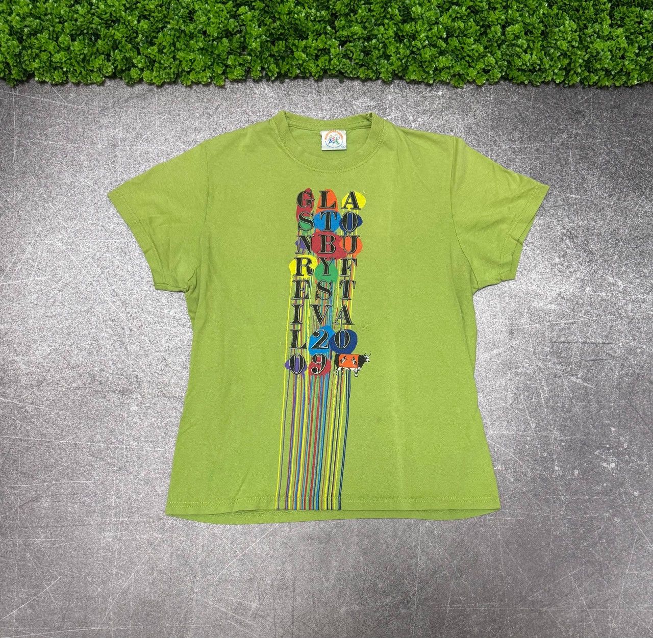 Band Tees Vintage 2009 Glastonbury Festival Shirt Rock Music Band y2k Size US M / EU 48-50 / 2 - 1 Thumbnail