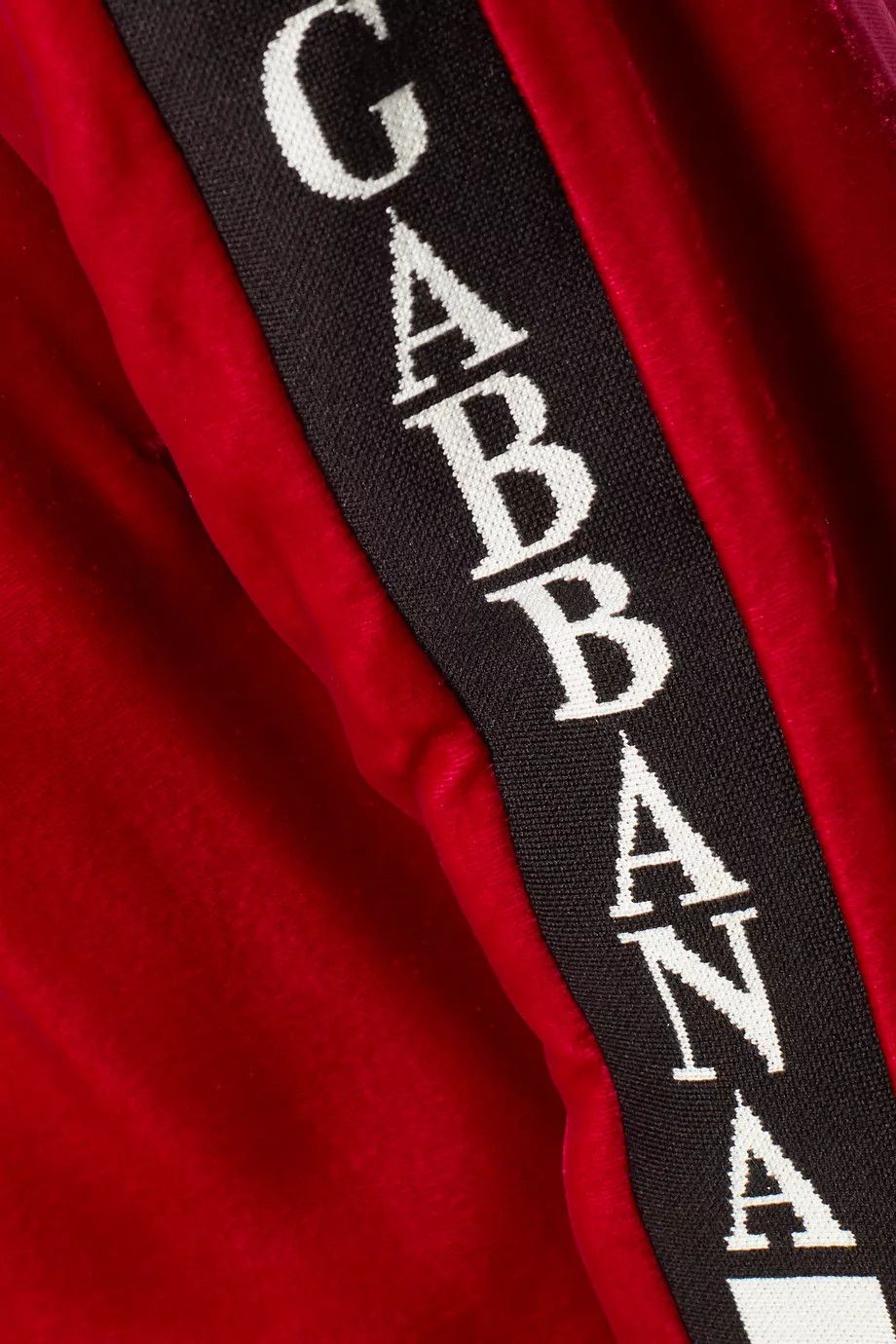 Dolce & Gabbana o1y0925 Velvet Hoodie in Fuchsia Size M / US 6-8 / IT 42-44 - 4 Thumbnail