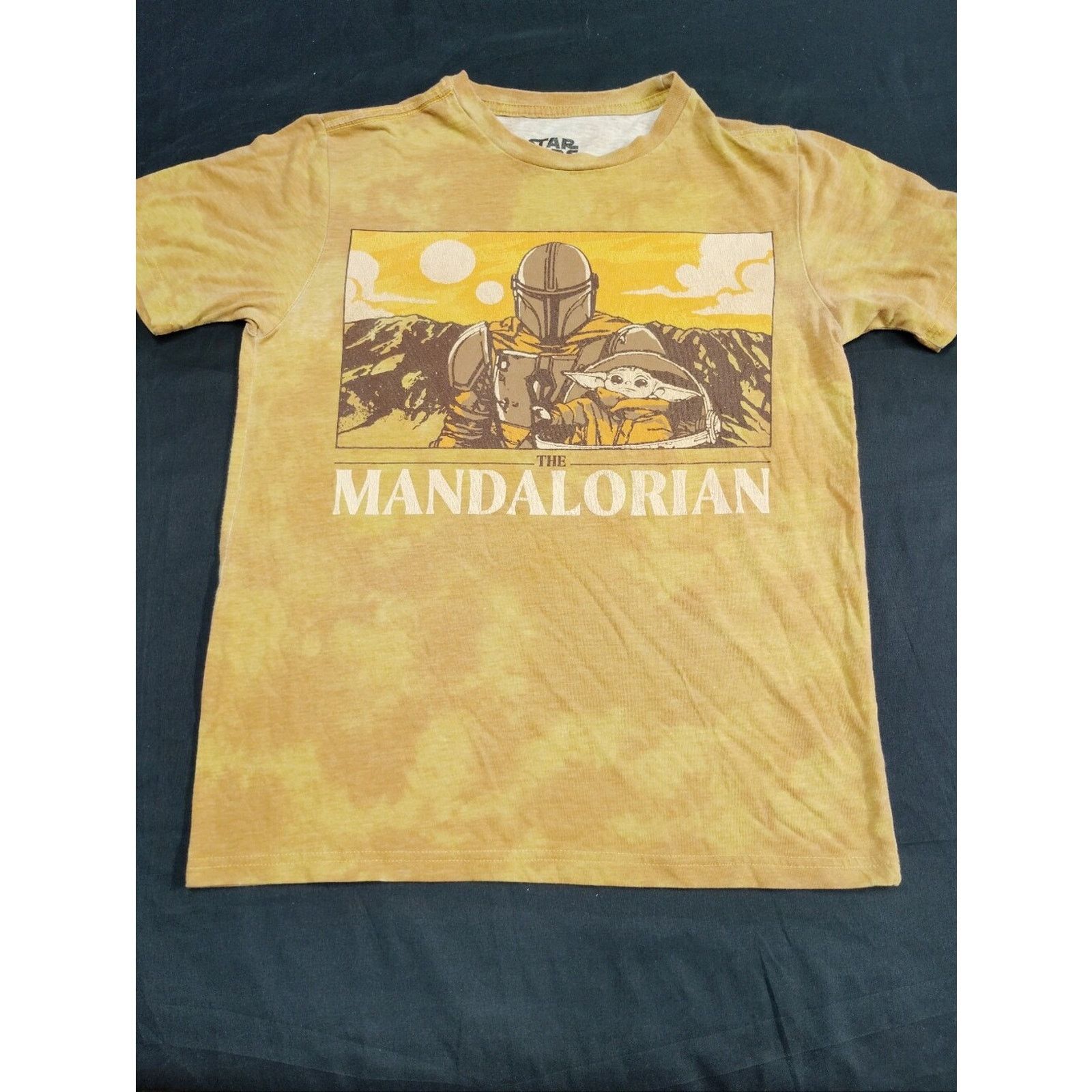 Mad Engine MAD Engine The Mandalorian Star Wars Graphic Tee in Yellow Size L / US 10 / IT 46 - 1 Thumbnail