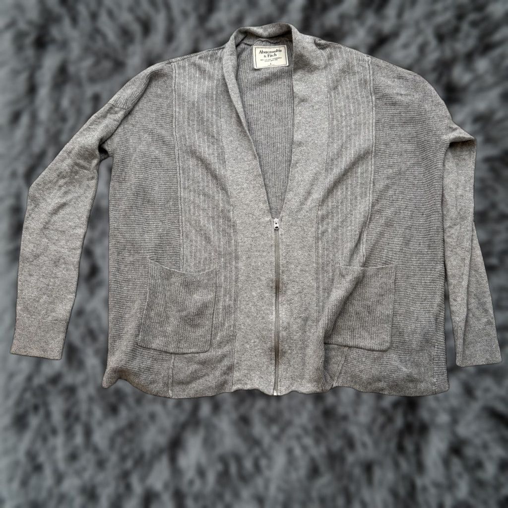 Abercrombie & Fitch Abercrombie & Fitch Sweater Womens Large Gray Full Zip Cardigan Pockets Knit Size L / US 10 / IT 46 - 1 Thumbnail