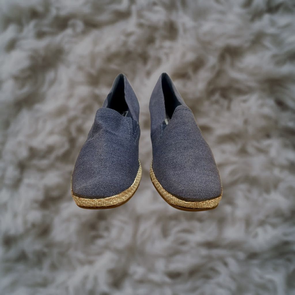 Vintage Andre East Womens Blue Fabric Pumps Heel Slip On Leather Sole Size 8.5B Classic Shoes, Womens, Medium (B) Size US 9 / IT 39 - 1 Thumbnail