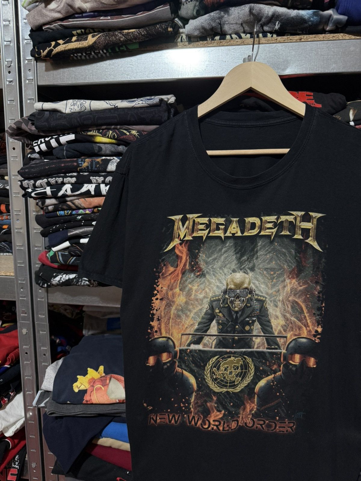 Band Tees Rare Vintage Megadeth New World Order Tour T-Shirt Y2K Hype Size US XL / EU 56 / 4 - 3 Thumbnail