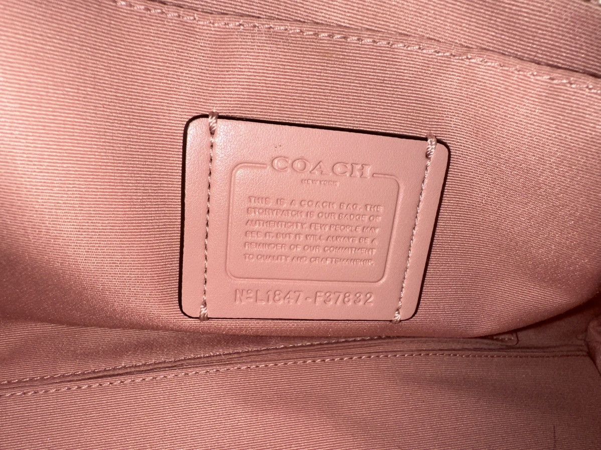 Coach Coach Avery Carryall Purse! Size ONE SIZE - 3 Thumbnail