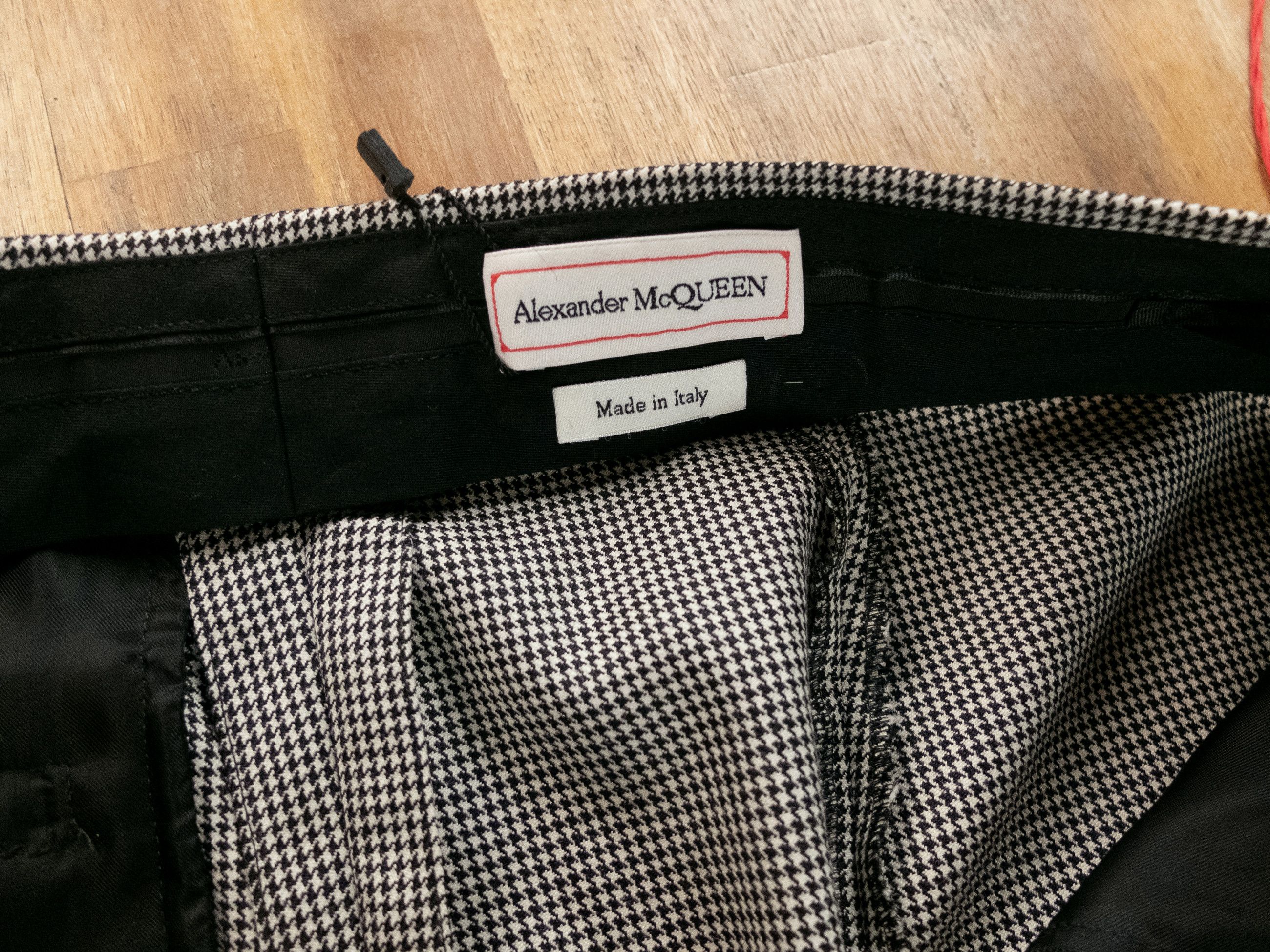 Alexander McQueen ALEXANDER MCQUEEN black white straight houndstooth pants 42 Size 28" / US 6 / IT 42 - 7 Thumbnail