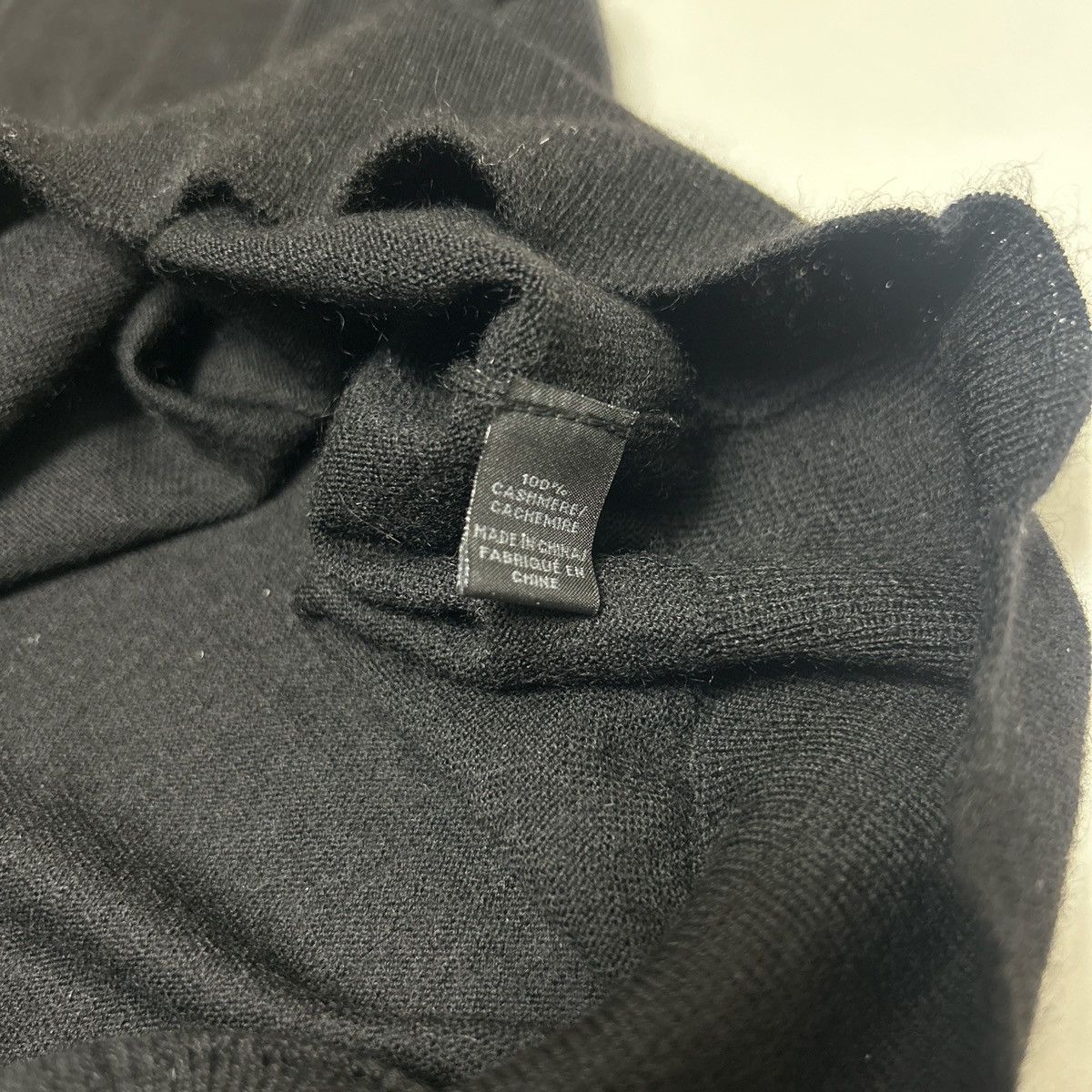 Saks Fifth Avenue Mens Saks Fifth Avenue Cashmere Crewneck Sweater black sz XL Size US XL / EU 56 / 4 - 4 Thumbnail