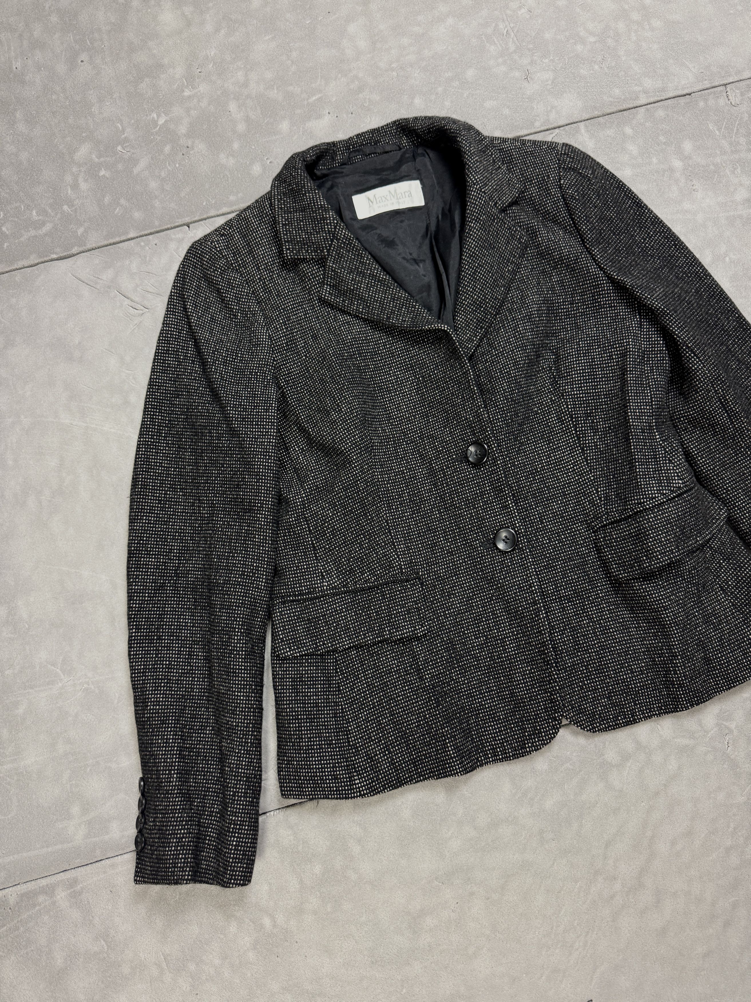 Max Mara Max Mara women’s black blazer/jacket (M/L) formal vintage Size M / US 6-8 / IT 42-44 - 6 Thumbnail