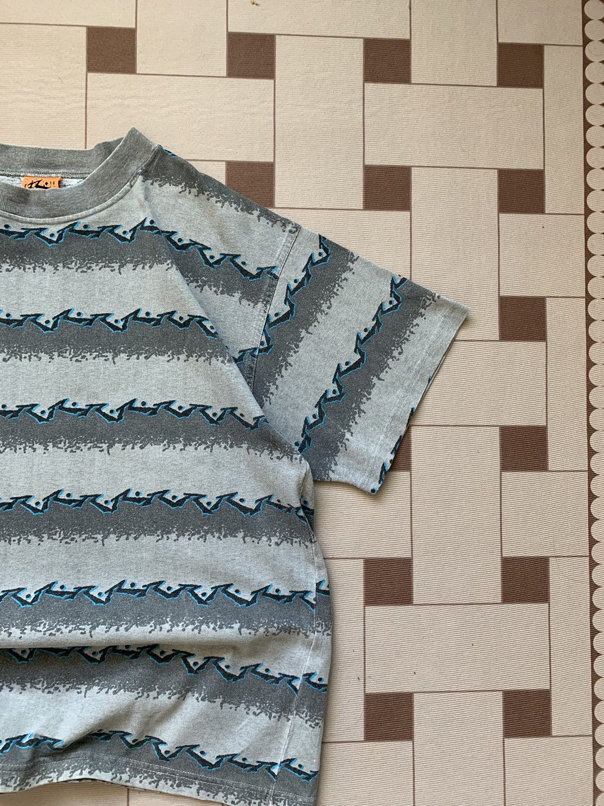 Rusty × Vintage Vintage Rusty AOP Surf Tshirt Size US XL / EU 56 / 4 - 3 Thumbnail