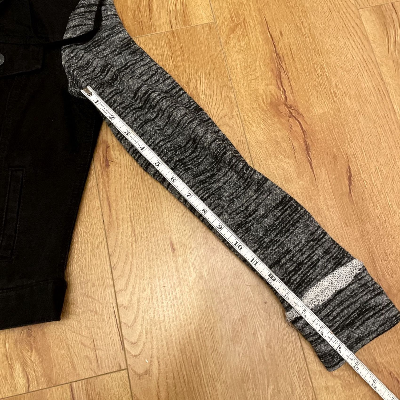 Denime VINTAGE Mudd Denim Jean Hoodie Jacket Womens Small Black Grey Button Front Shirt Hoodie Short Sleeve Mens? Size S / US 4 / IT 40 - 6 Thumbnail