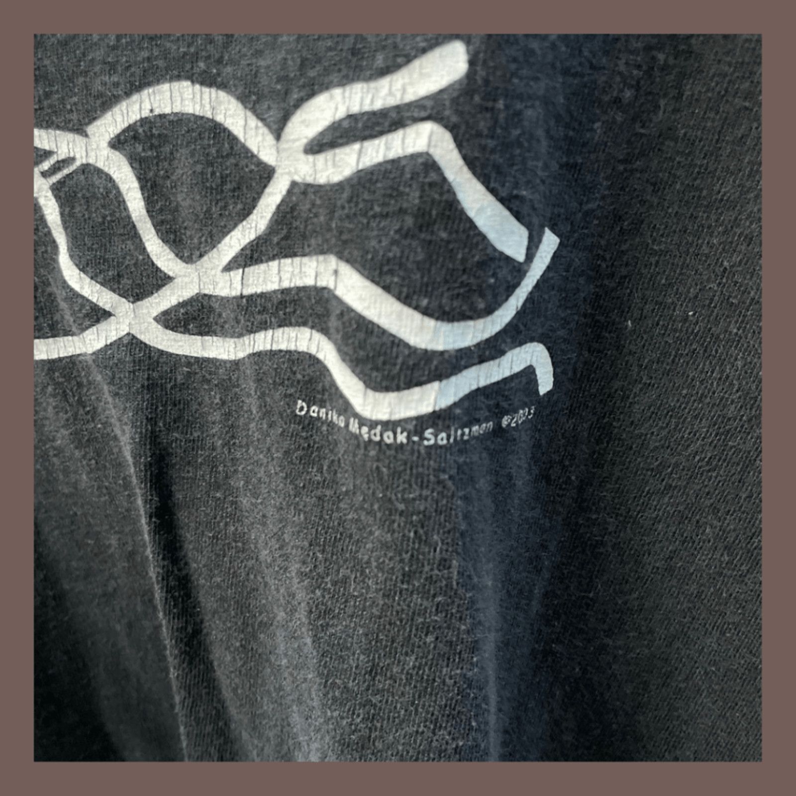 Gildan × Vintage VTG Graphic Tee Gildan Quill Pen Black & White | Archive Y2K Size US L / EU 52-54 / 3 - 3 Thumbnail