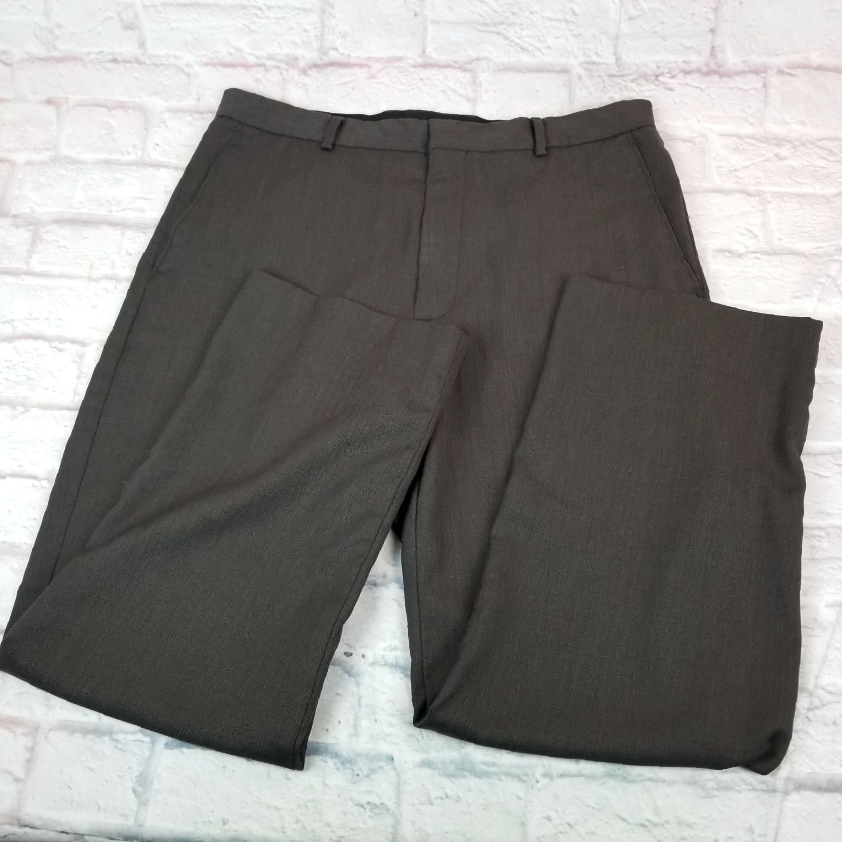 Banana Republic Banana Republic Pants Mens 38 x 31 Black Slacks Trousers Size US 38 / EU 54 - 2 Thumbnail