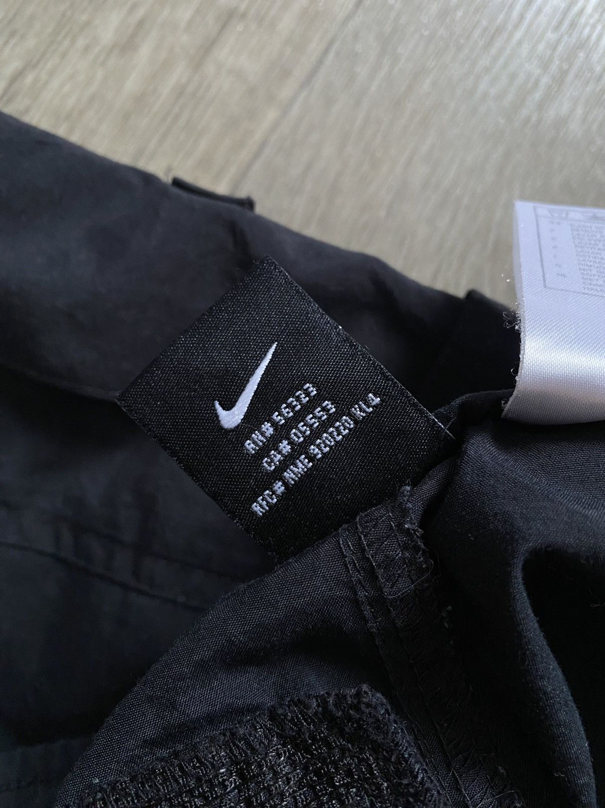 Nike ACG 🫧NIKE ACG VINTAGE CARGO SHORTS Size US 36 / EU 52 - 16 Thumbnail