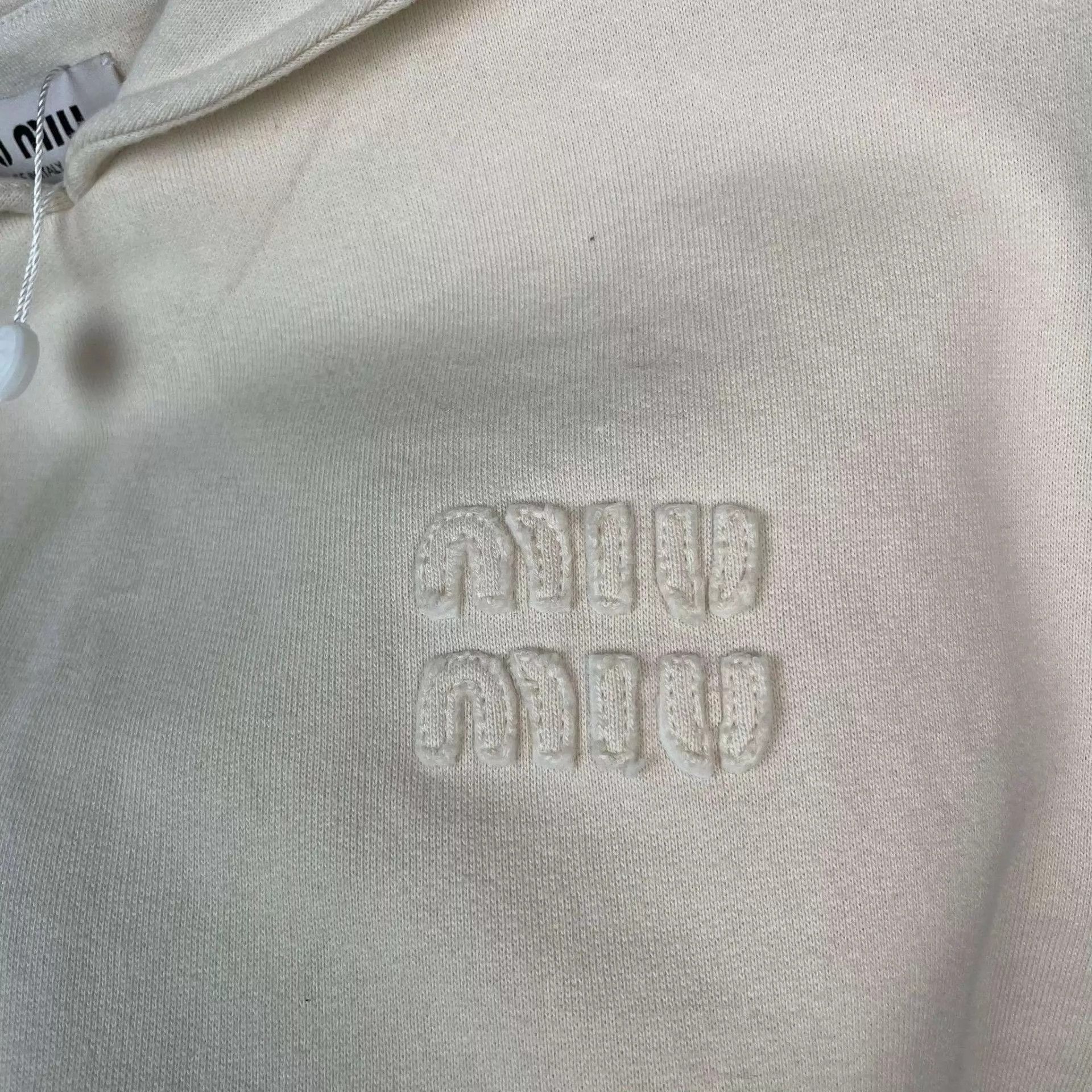 Miu Miu MIU MIU white knit vest XS Size XS / US 0-2 / IT 36-38 - 4 Thumbnail