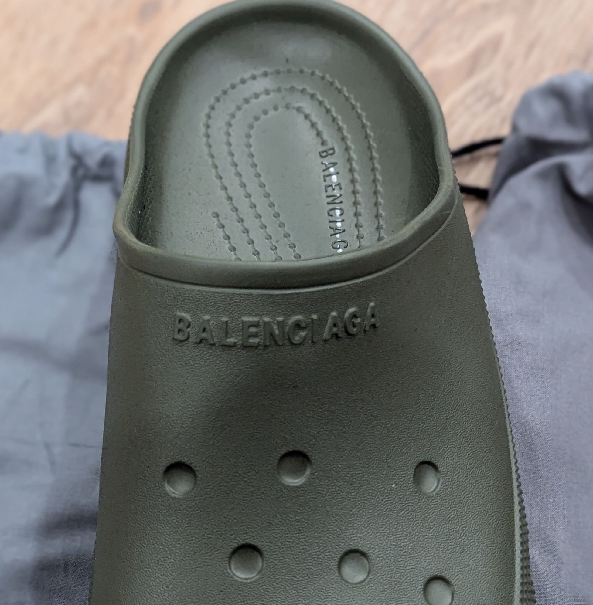 Balenciaga Balenciaga Chunky Slip On Clogs Khaki 43 US 10 Size US 10 / EU 43 - 3 Thumbnail