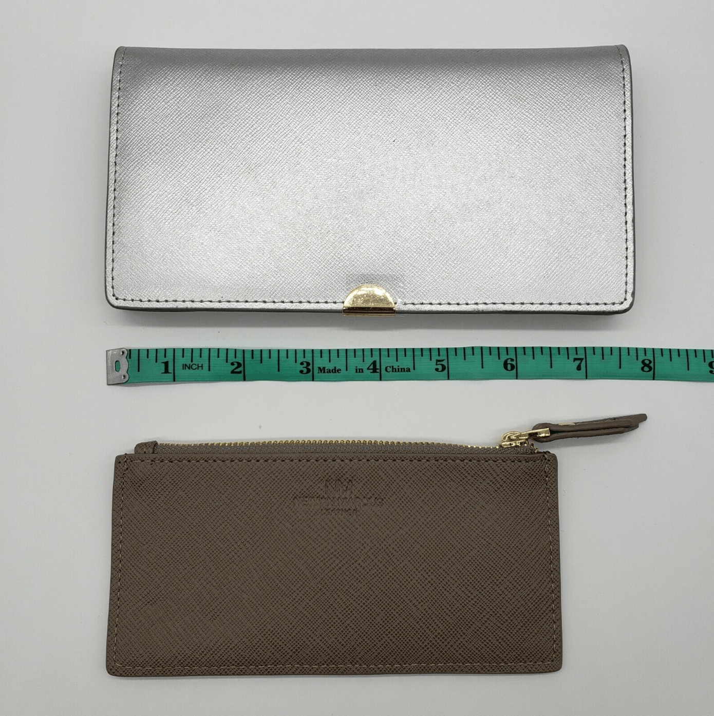 Neiman Marcus Silver BiFold Wallet NWT Size ONE SIZE - 8 Thumbnail