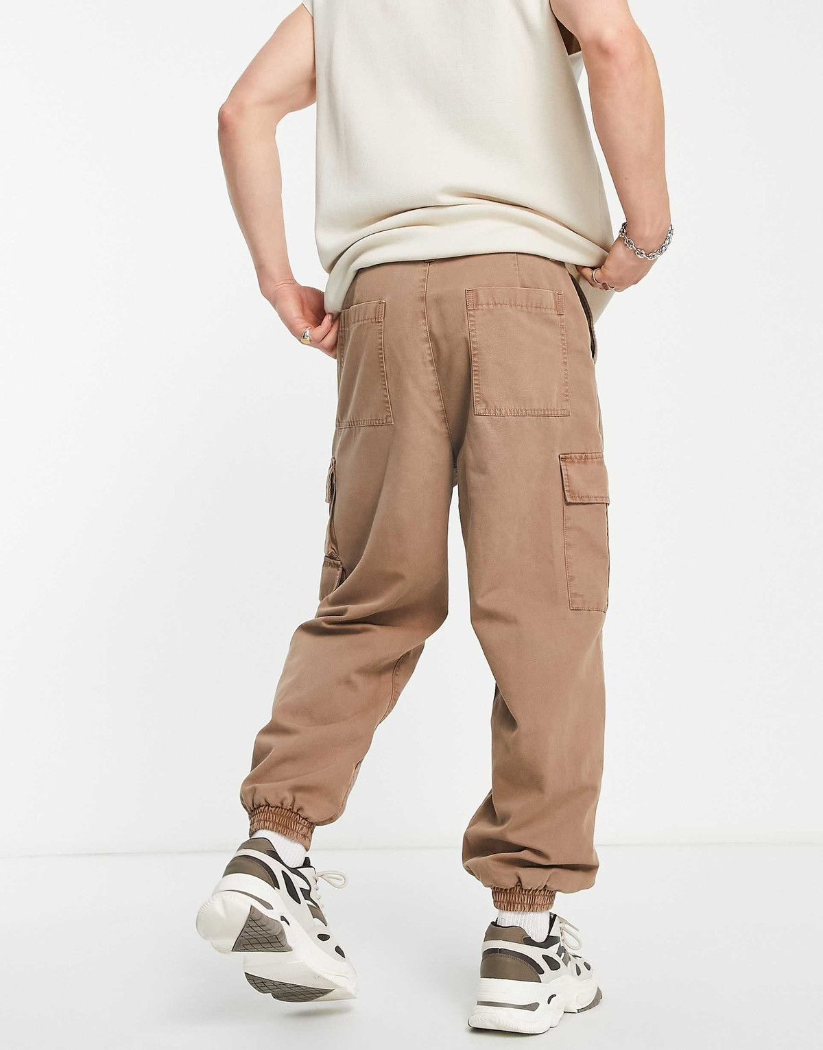Asos Asos Design oversized tapered cargo pants Size US 31 - 8 Thumbnail