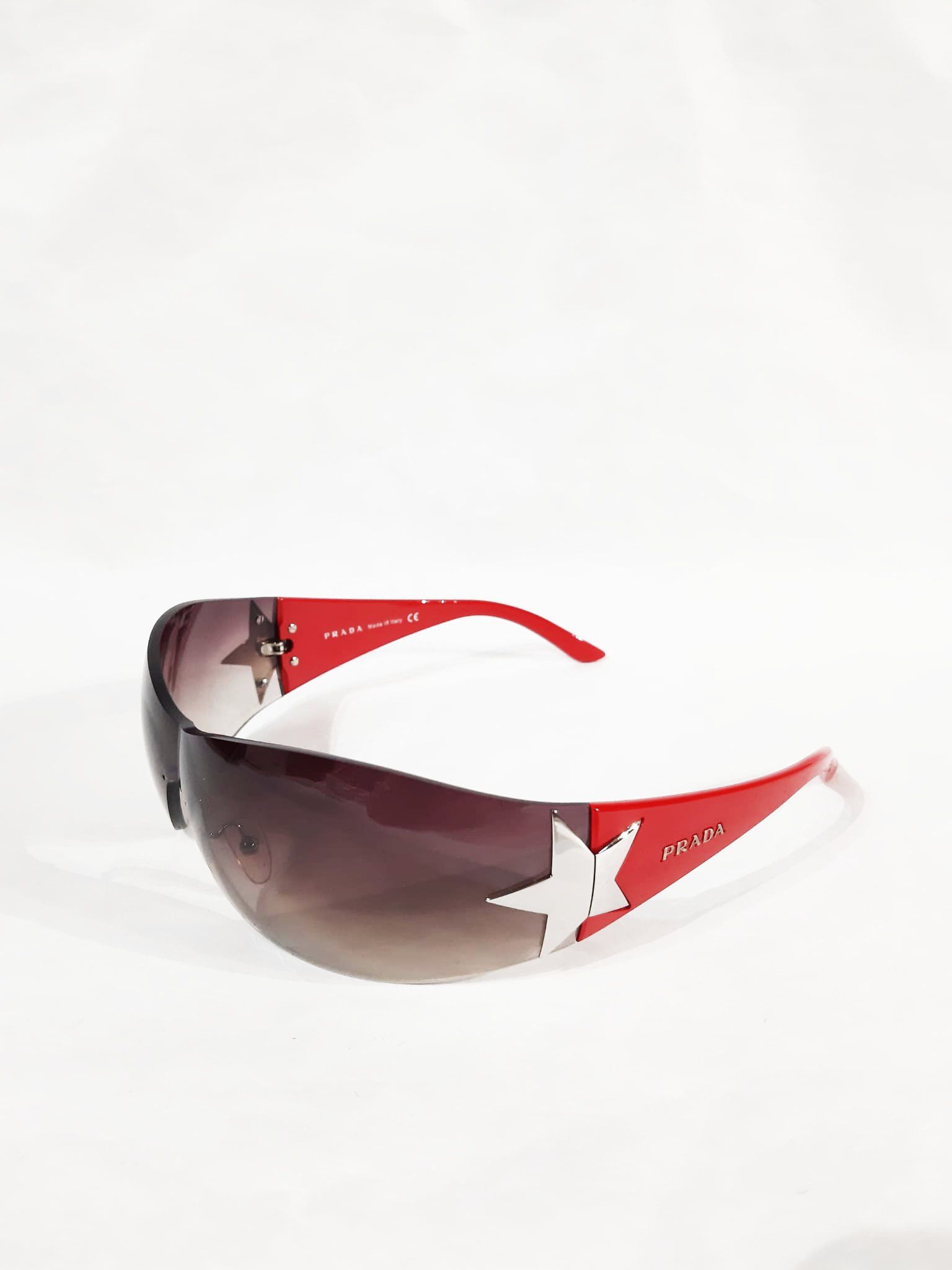 Prada Prada ☄️ Red Star Sunglasses 2004 Y2K Size ONE SIZE - 2 Thumbnail