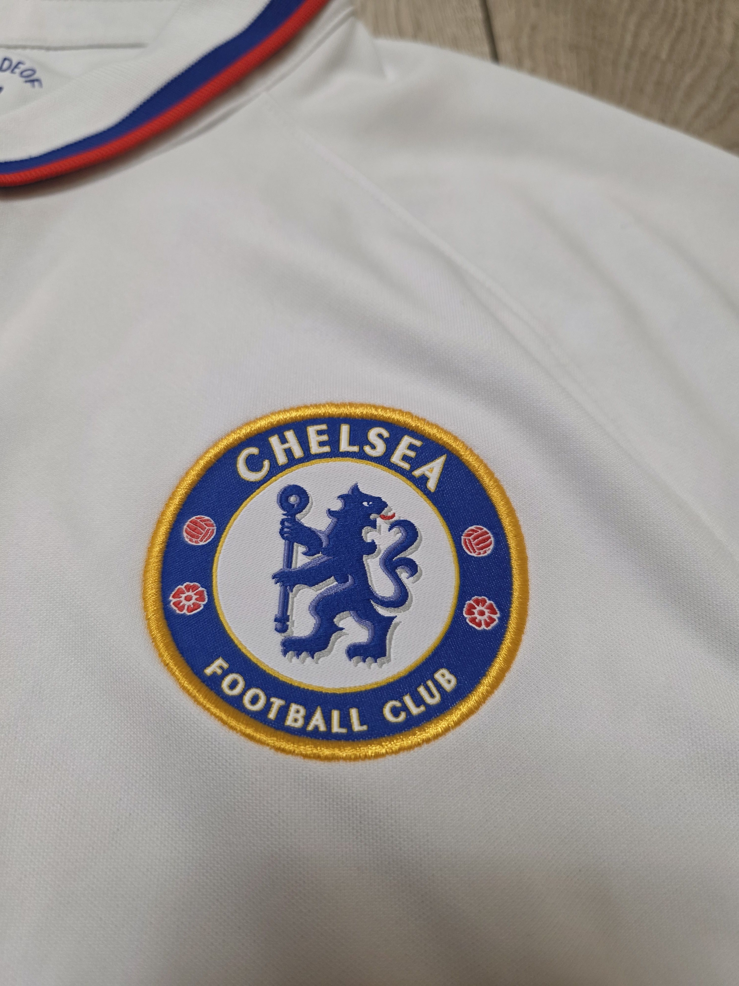 Chelsea Soccer CHELSEA 2019 2020 AWAY FOOTBALL SHIRT SOCCER JERSEY Size US M / EU 48-50 / 2 - 4 Thumbnail