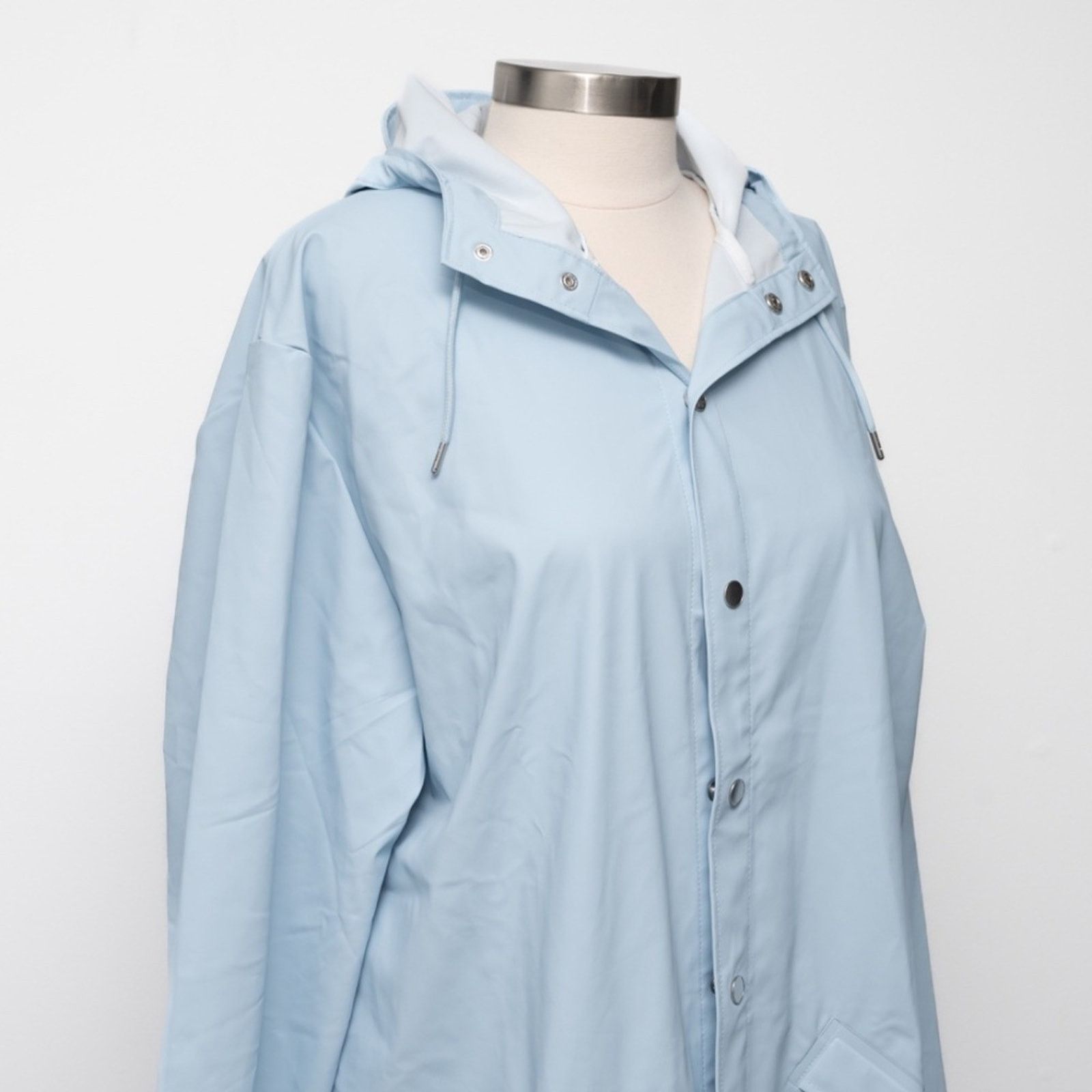 Rains Rains. Long Jacket in Sky. Size XL / US 12-14 / IT 48-50 - 10 Thumbnail