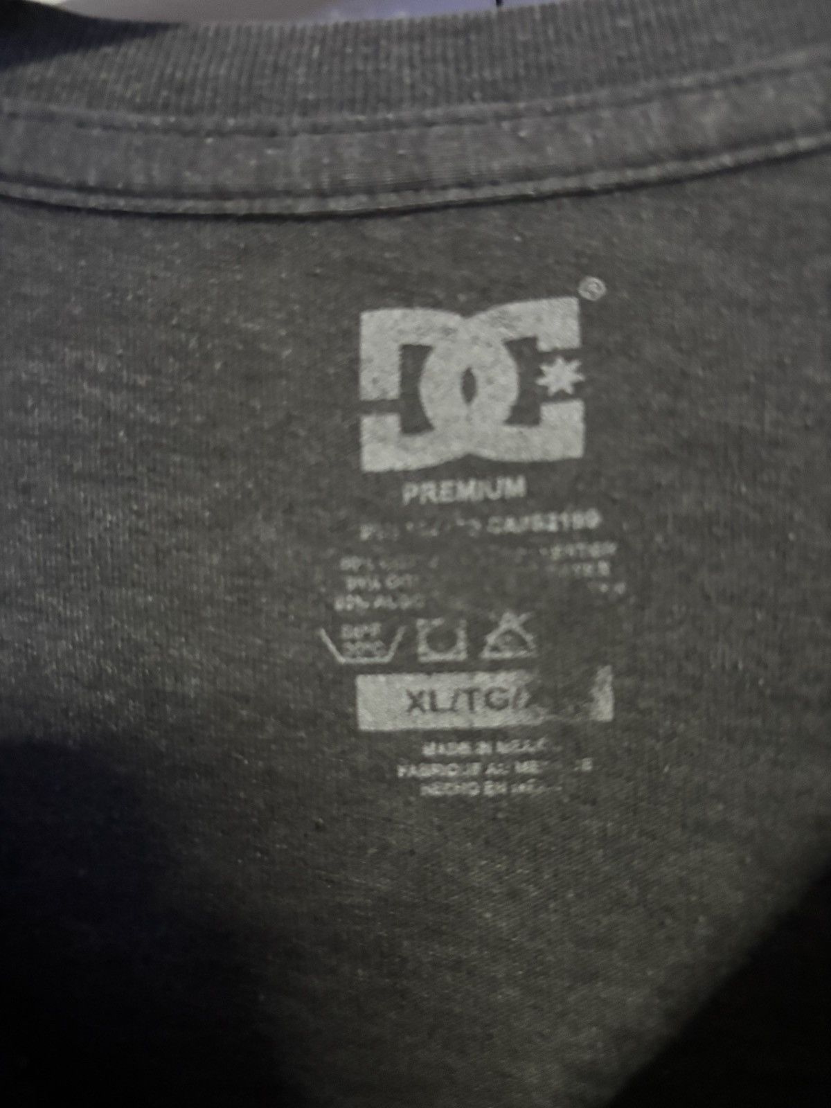 DC Y2K dc logo shirt Size US XL / EU 56 / 4 - 2 Thumbnail