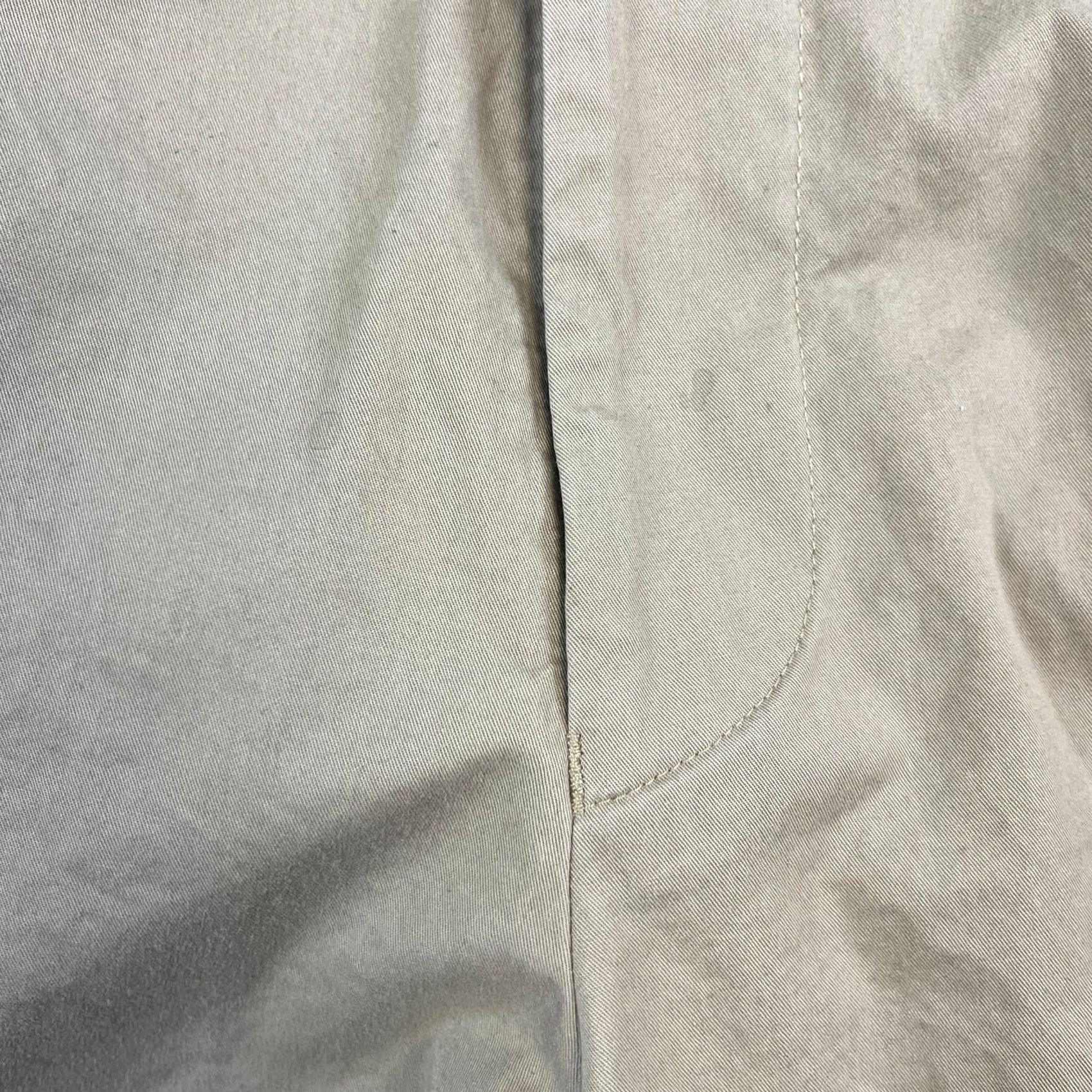 Hugo Boss Hugo Boss Chino Trousers Pants Straight 32 Beige Vintage 100% Cotton Men Regular 32 in Inside Leg 32 in Front Flat Front Jeans Style Hat? Size US 32 / EU 48 - 7 Thumbnail