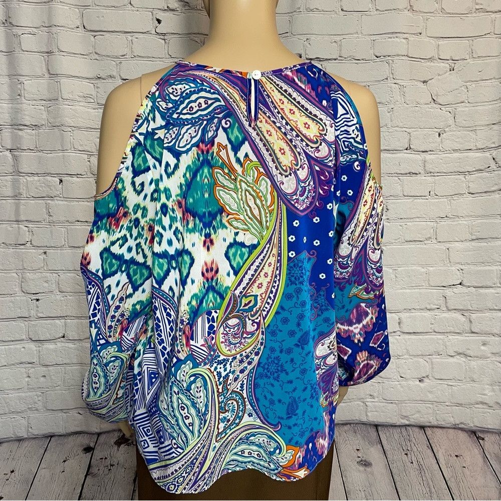 Chicos New Chico's Whimsy Cold-Shoulder Tie-Front Top Size 0 US S Size S / US 4 / IT 40 - 9 Thumbnail