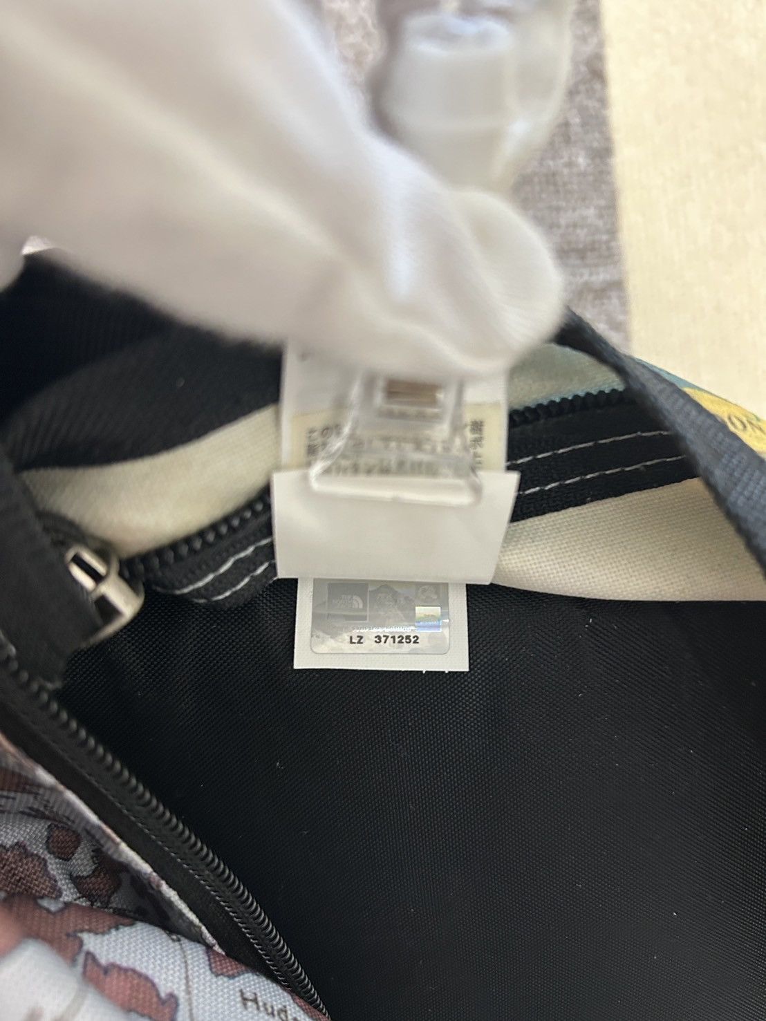 Supreme × The North Face [RARE] Supreme The North Face Expedition Maps Backpack Size ONE SIZE - 10 Thumbnail