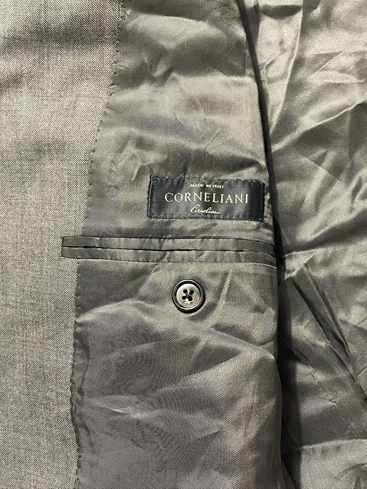 Corneliani Brown Suit Size L Super 110s Extrafine Merinos