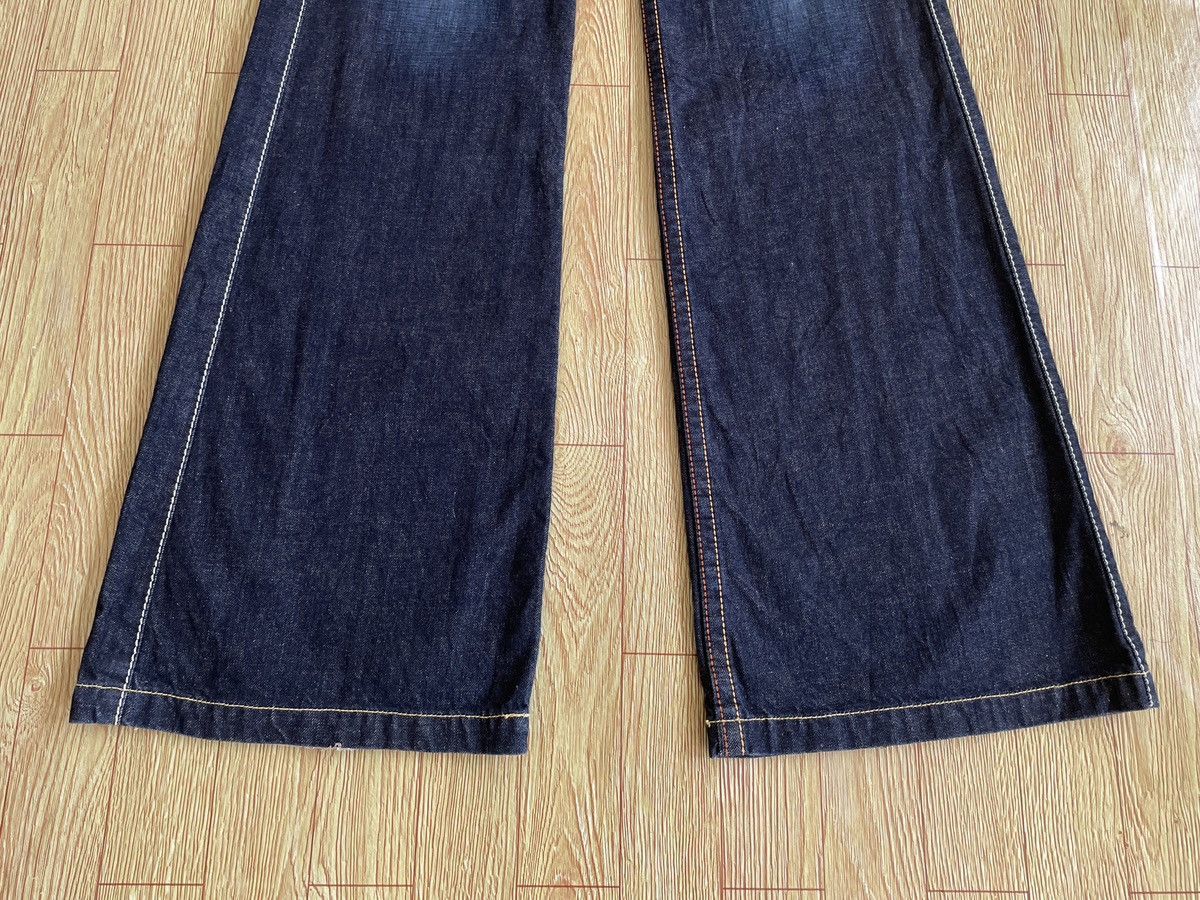 Le Grande Bleu (L.G.B.) Very Rare Vintage Brand Chelsea Gard Flared Jeans 1990s Size US 27 - 8 Thumbnail