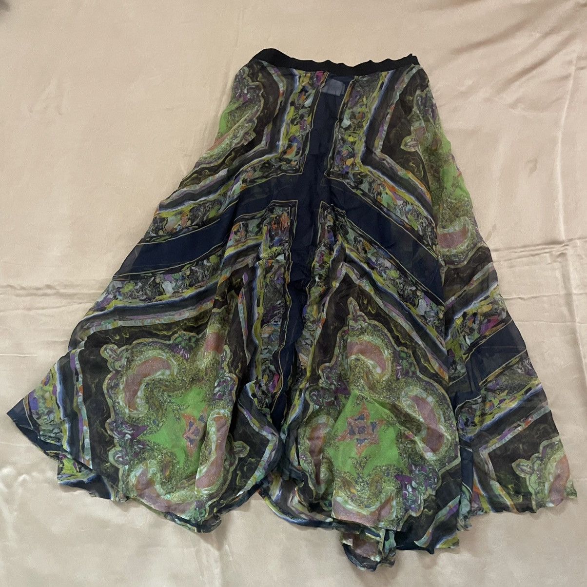 Dries Van Noten Dries Van Noten Sheer Silk Printed Top Size 27" / US 4 / IT 40 - 1 Thumbnail