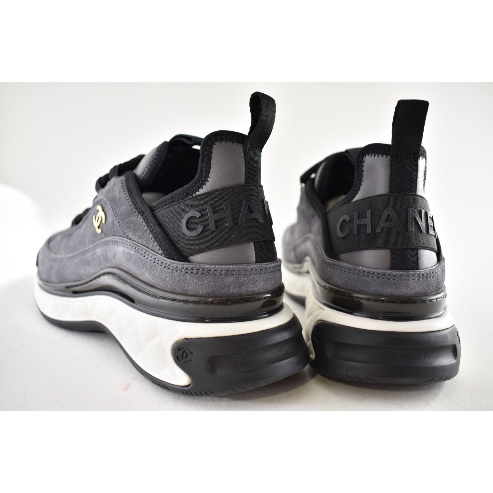Chanel Chanel 23K Grey Suede CC Logo Lace Up Low Top Sneaker 42 Size US 12 / IT 42 - 13 Thumbnail