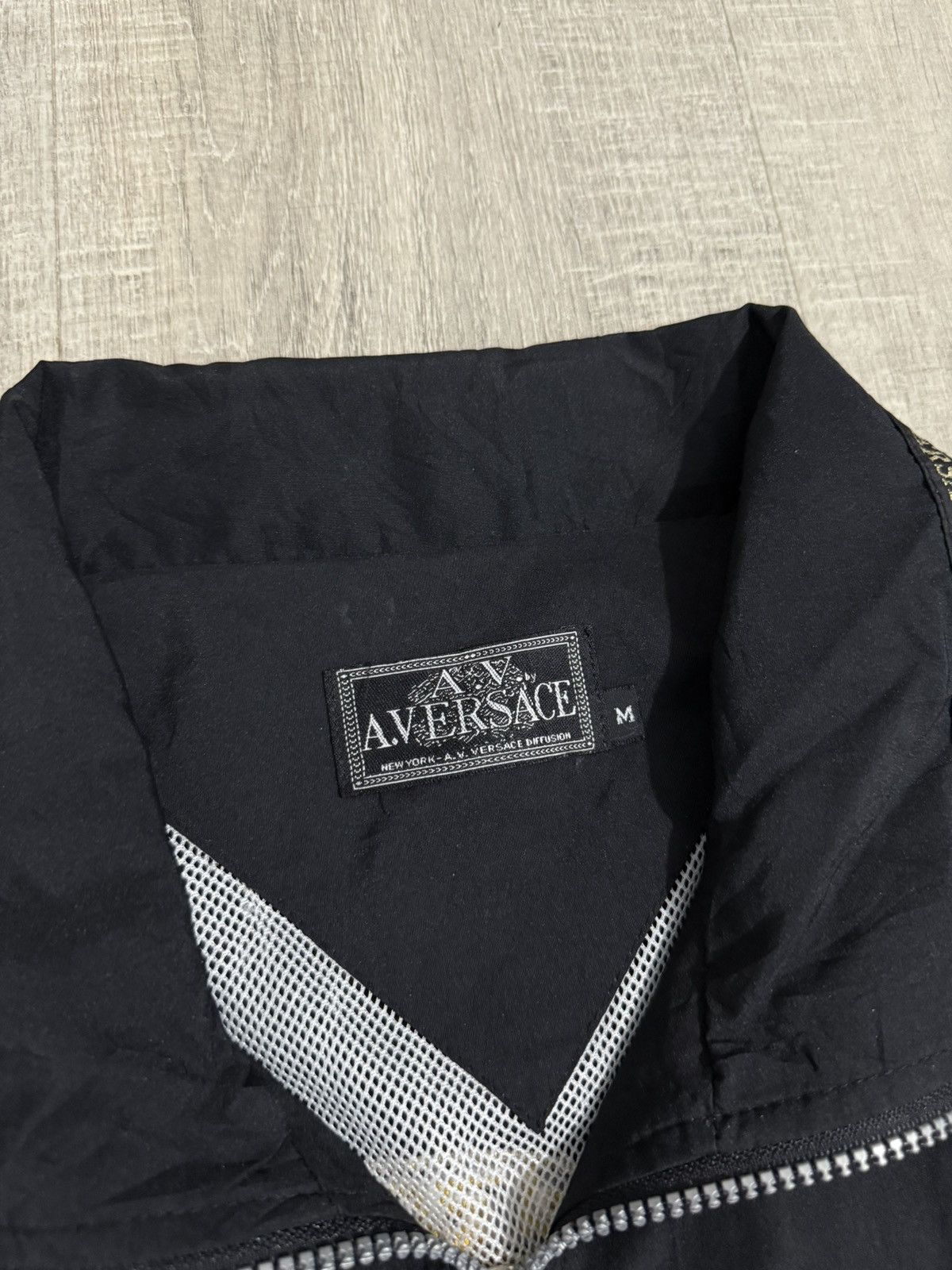 Versace Vintage versace windbreaker taped jacket Size US M / EU 48-50 / 2 - 4 Thumbnail