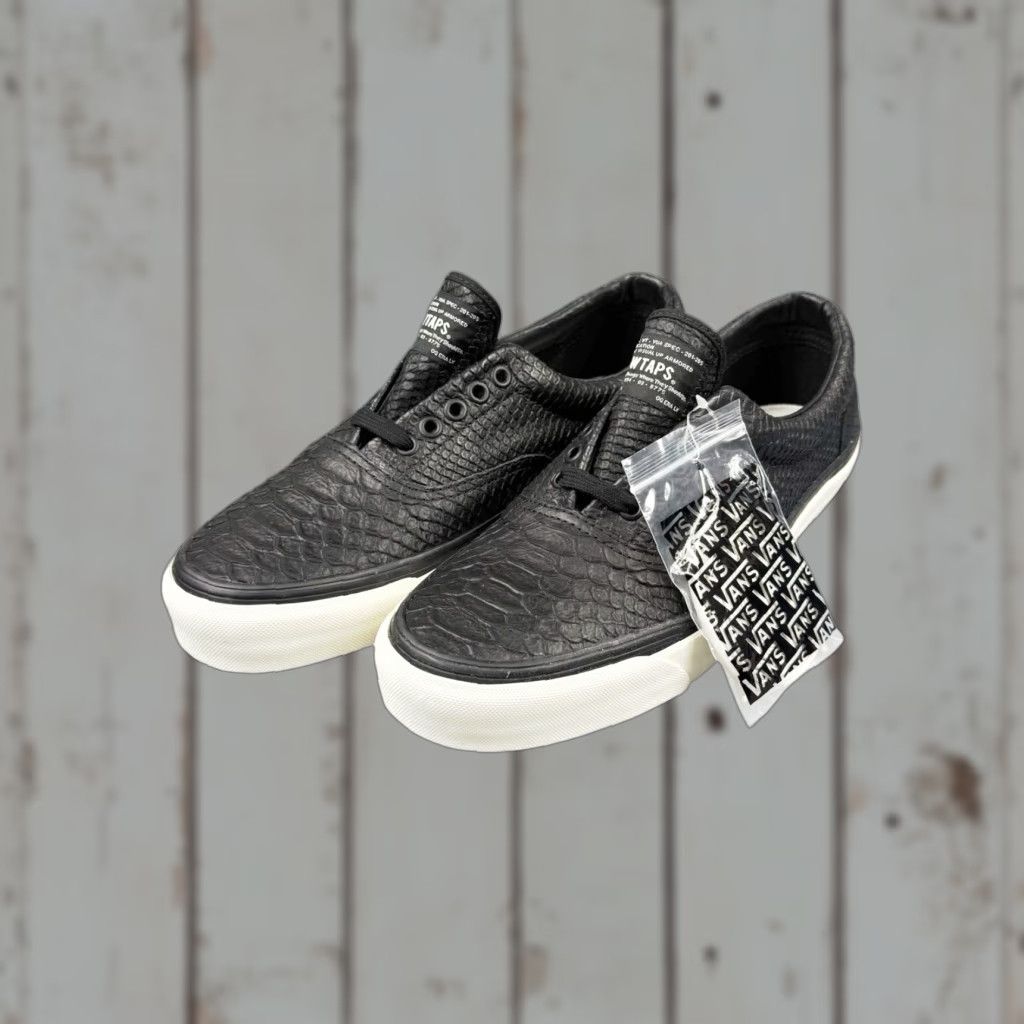 Vans VINTAGE Vans W Tap Era LX Anaconda Snakeskin Mens Size 10 New In Box Sneaker Black Snakeskin 2015 Mens Vans W Tap Era LX Anaconda Snakeskin Shoes Size US 10 / EU 43 - 1 Thumbnail