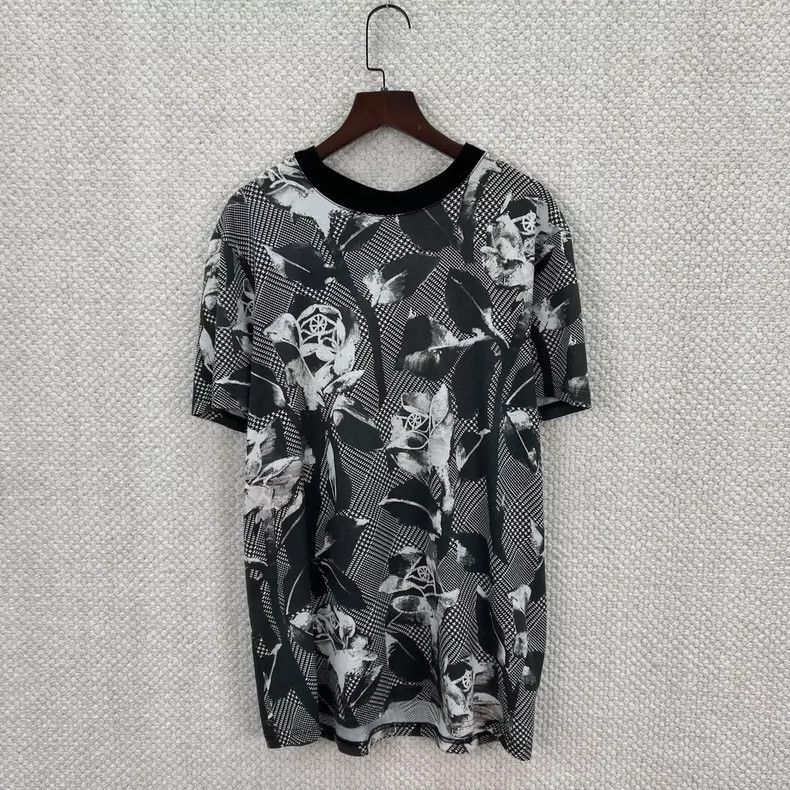 Dior Black and white rose print short sleeves