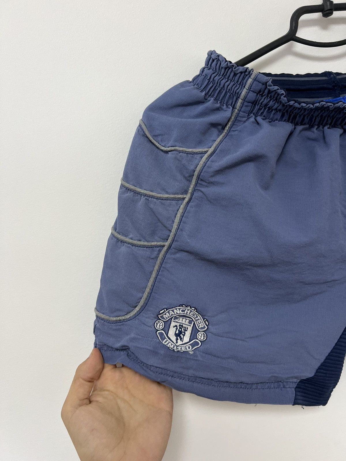Umbro Vintage Manchester United 1999/2001 Umbro Football Shorts XS Size US 30 / EU 46 - 7 Thumbnail