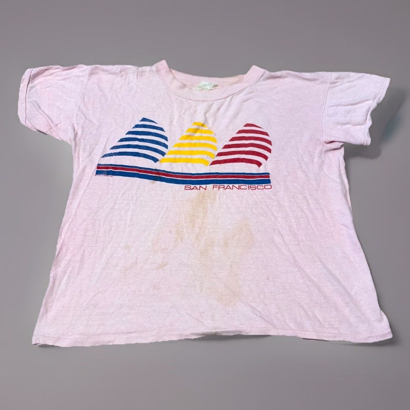 Vintage VINTAGE Fantasy California T-Shirt Cropped Women M Pink San Francisco 70s Stains Size M / US 6-8 / IT 42-44 - 2 Thumbnail