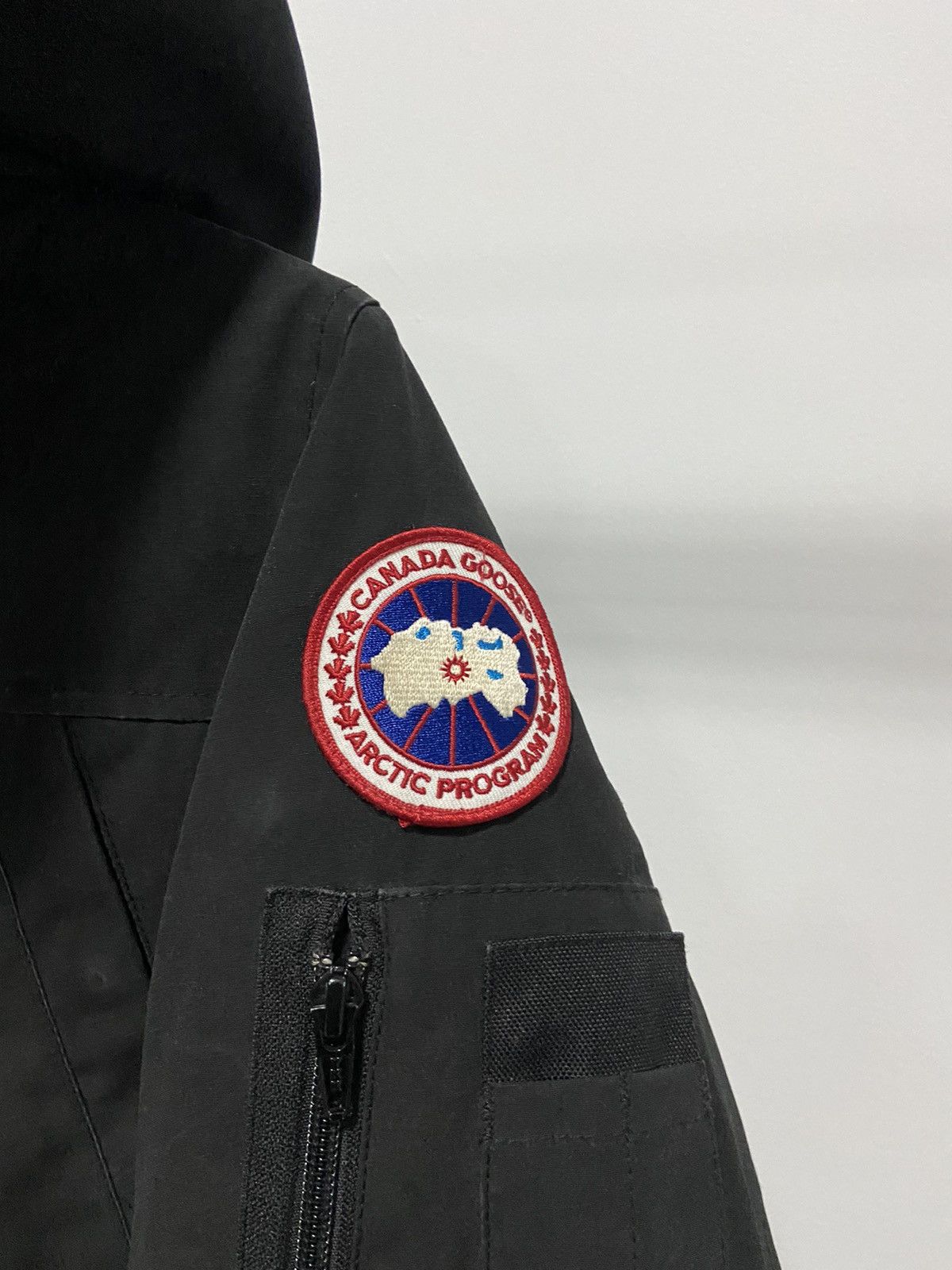 Canada Goose × Vintage Canada Goose Montebello Jacket Hood Vintage Puffer Size S / US 4 / IT 40 - 3 Thumbnail
