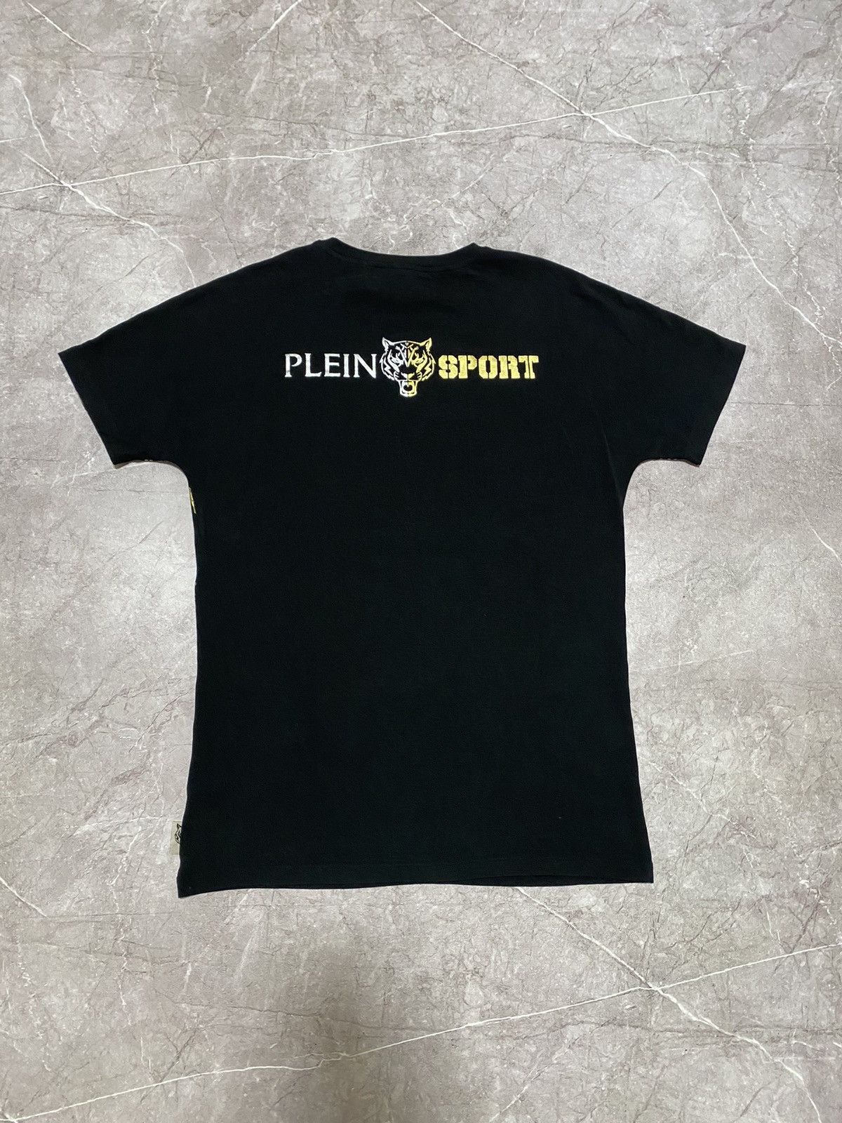 Philipp Plein Rare Philipp Plein Sport Equiment Tiger Big Logo T-Shirt Y2K Size US M / EU 48-50 / 2 - 4 Thumbnail