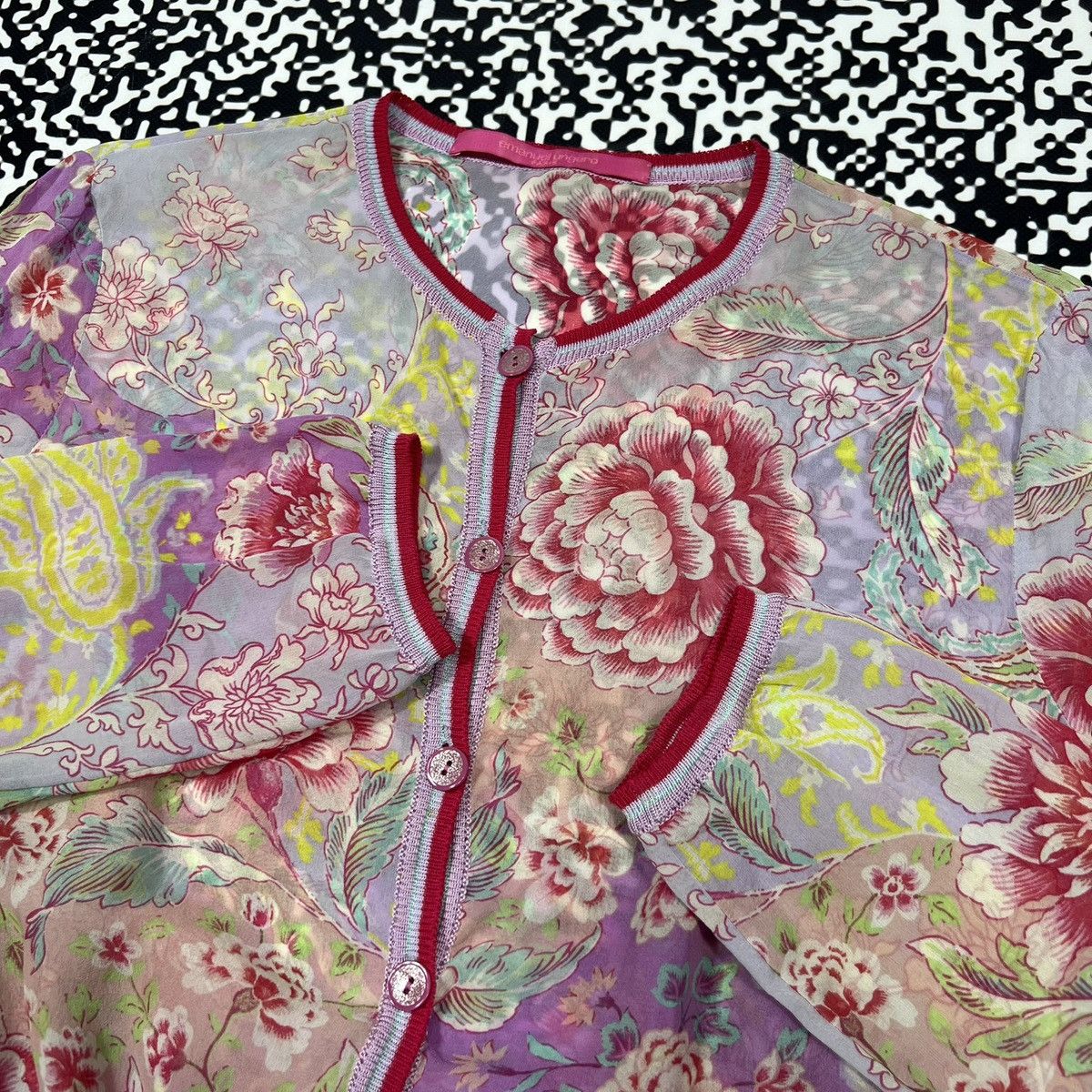 Emanuel Ungaro Vintage Y2K Emanuel Ungaro Paris Silk Floral Luxury Cardigan Size M / US 6-8 / IT 42-44 - 8 Thumbnail
