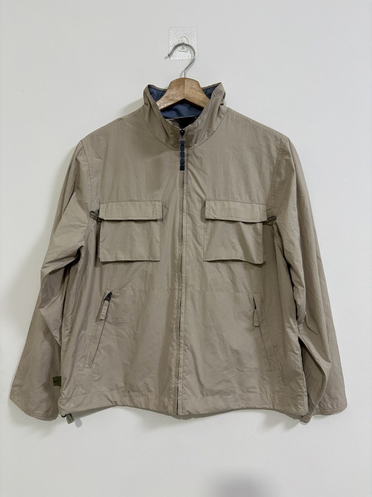 Nike Vintage Nike Beige Windbreaker Track Zip Women Jacket Size M / US 6-8 / IT 42-44 - 1 Thumbnail